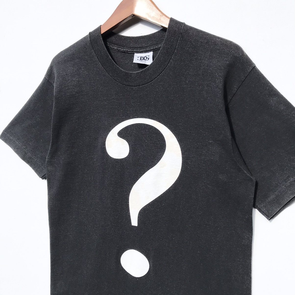 Vintage Vintage 90s CG Design 94 Question Mark Tee Sun Faded Size US M / EU 48-50 / 2 - 10 Thumbnail