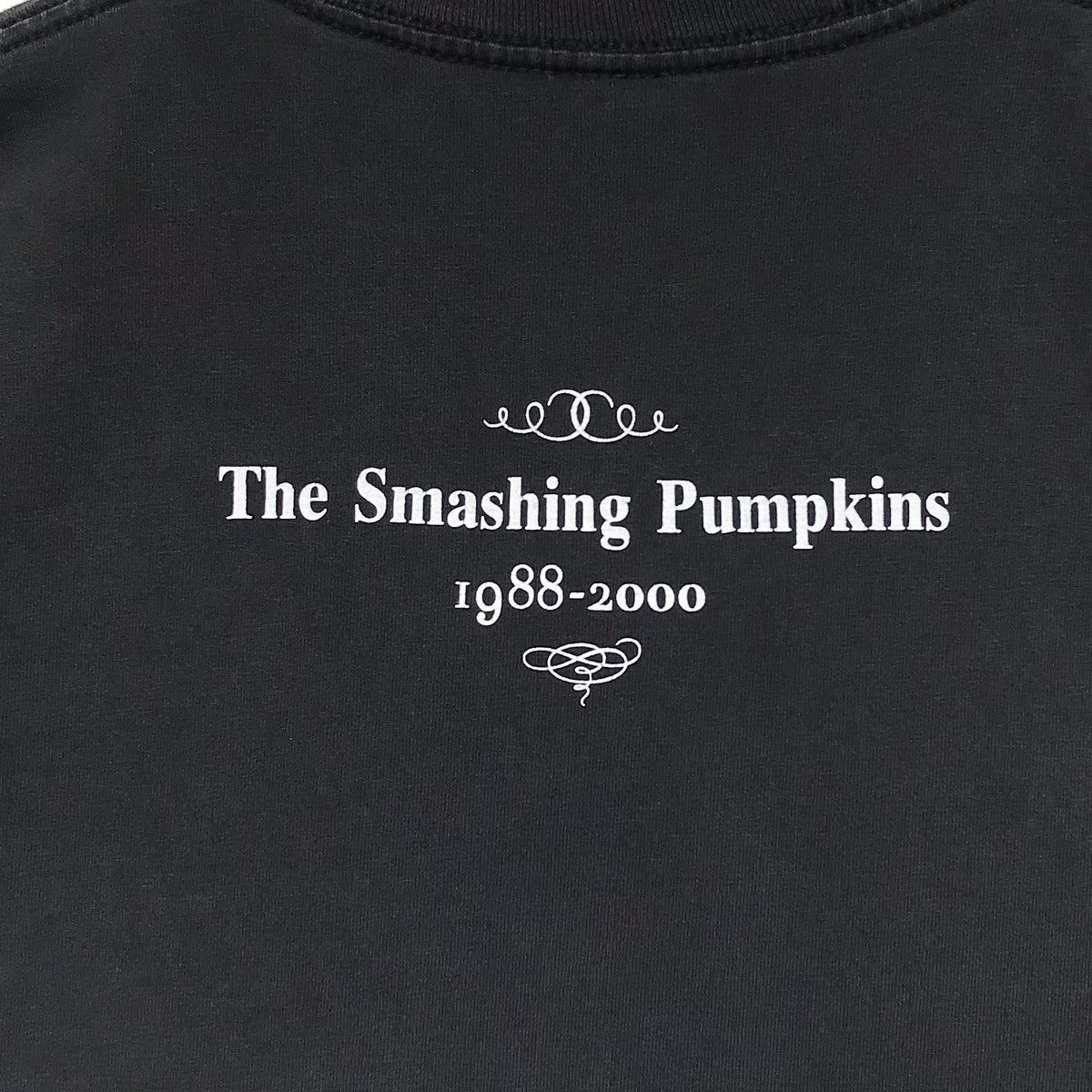 Band Tees Vintage The Smashing Pumpkins Band Tee Bootleg ©️2000 Size US S / EU 44-46 / 1 - 13 Thumbnail