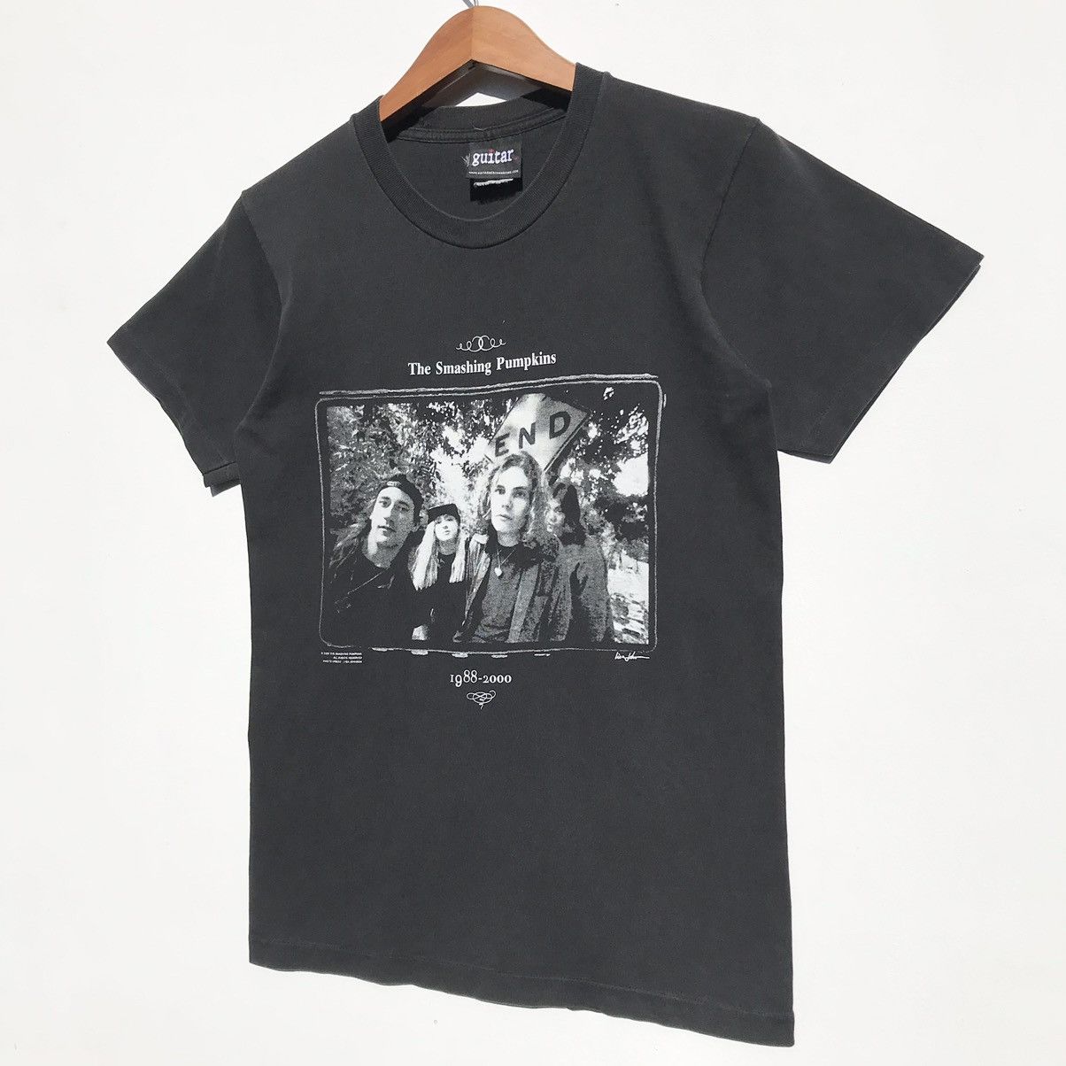 Band Tees Vintage The Smashing Pumpkins Band Tee Bootleg ©️2000 Size US S / EU 44-46 / 1 - 3 Thumbnail
