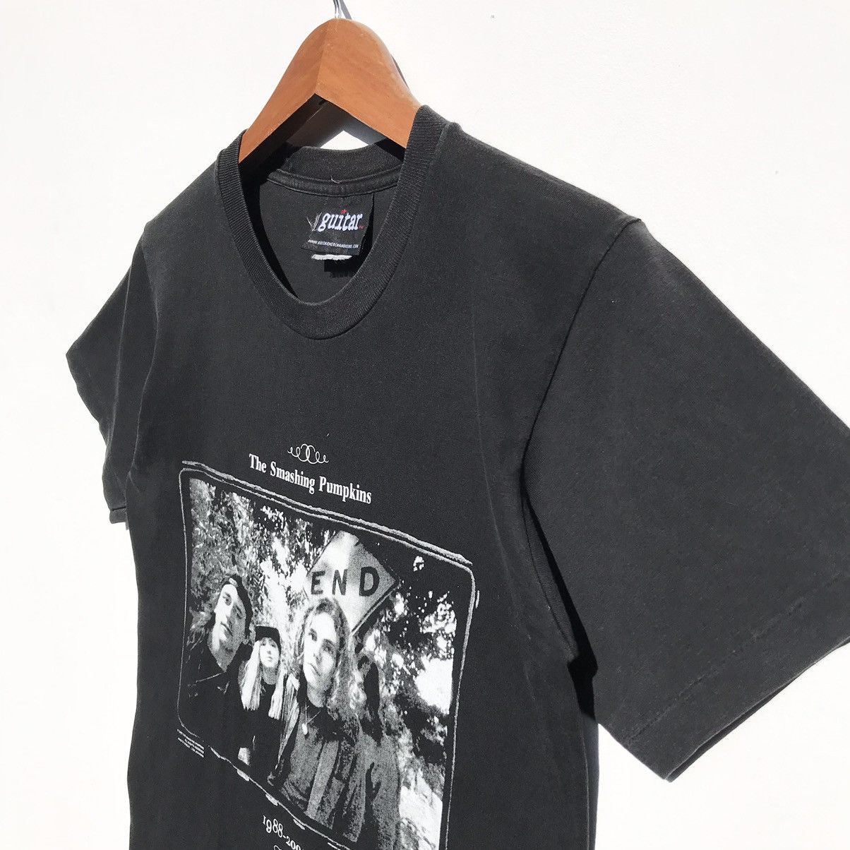 Band Tees Vintage The Smashing Pumpkins Band Tee Bootleg ©️2000 Size US S / EU 44-46 / 1 - 6 Thumbnail