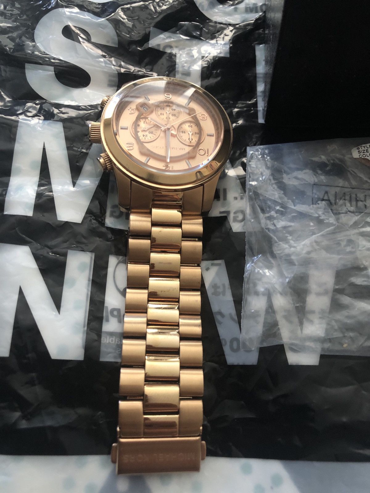 Michael Kors Michael Kors Oversized Runway Watch Size ONE SIZE - 5 Thumbnail