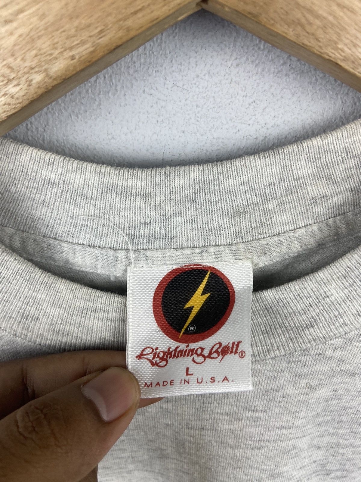 Lightning Bolt × Vintage Vintage 90s Lightning Bolt Surfboard Tee Size US L / EU 52-54 / 3 - 10 Thumbnail