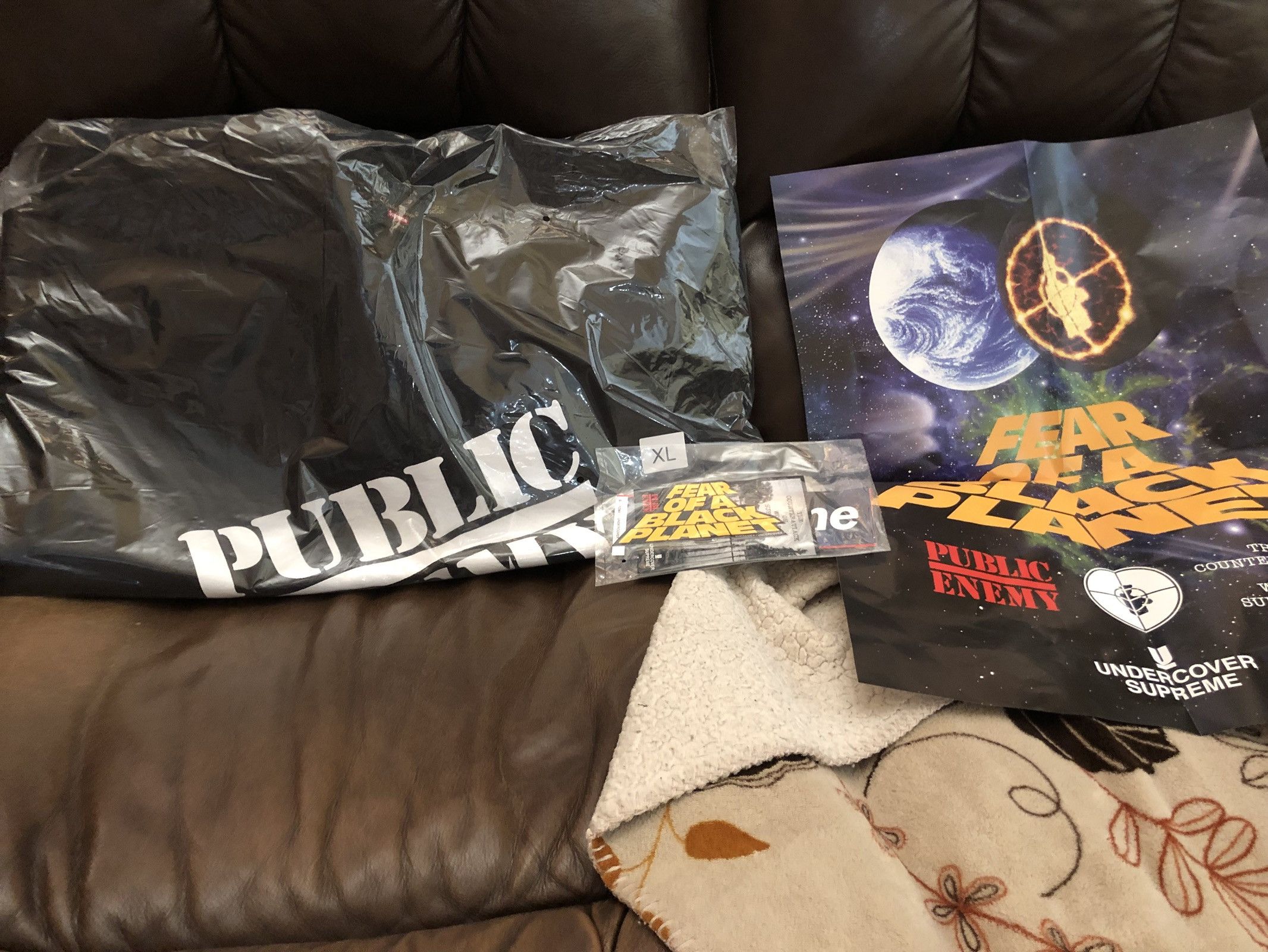 Public Enemy Crewneck Supreme