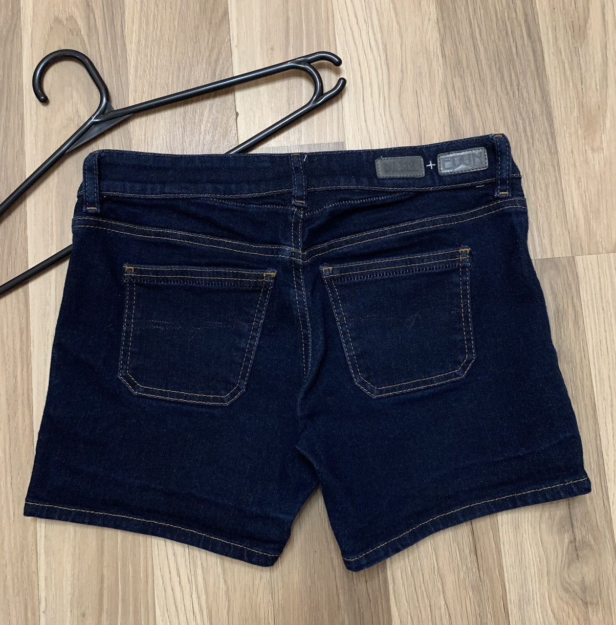 Diesel Diesel + Edun Women’s Denim Shorts Size 30" / US 8 / IT 44 - 2 Thumbnail