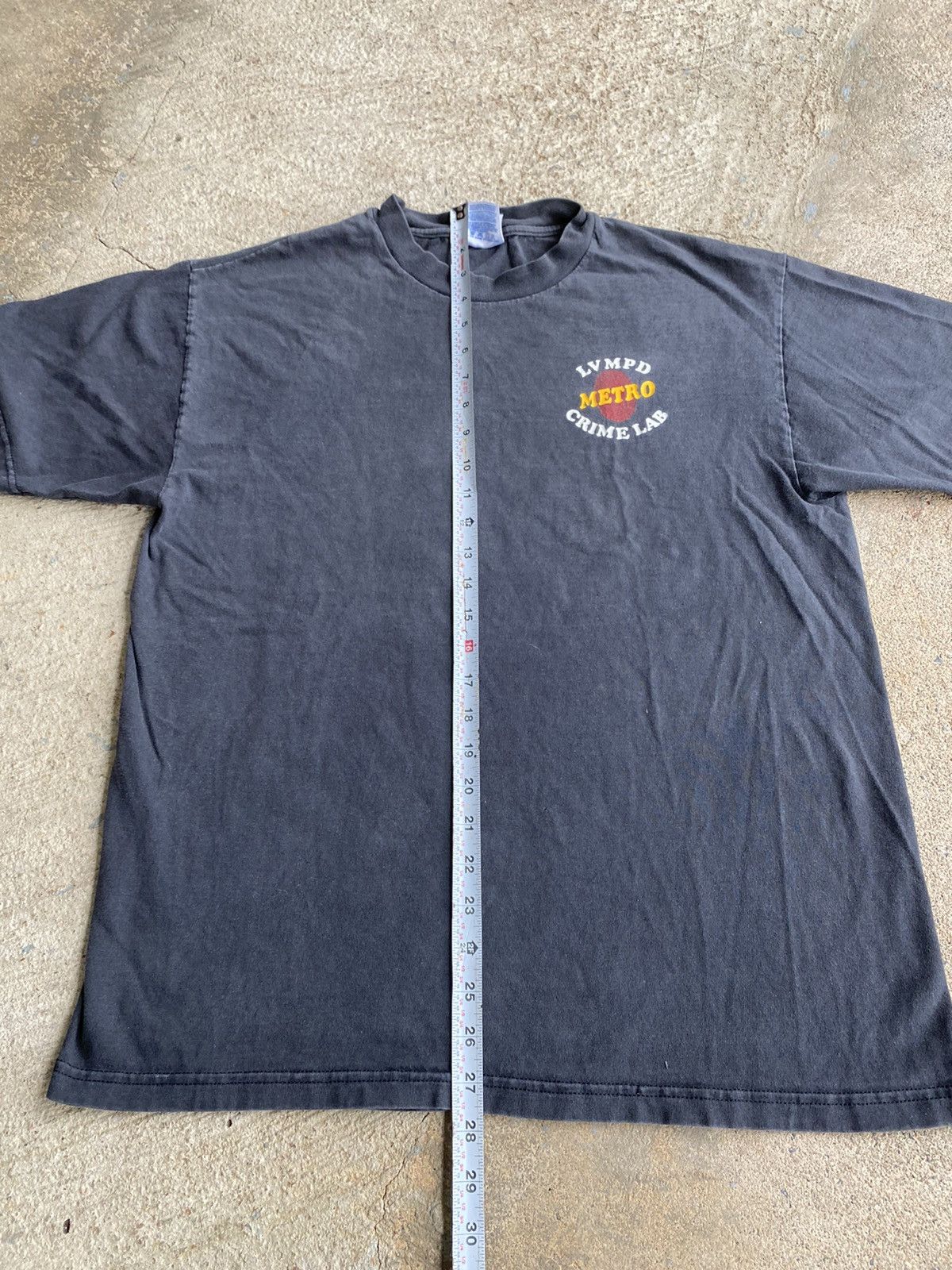 Japanese Brand × Vintage Vintage 90’s Las Vegas PD Crime Lab Faded Shirt Size US M / EU 48-50 / 2 - 6 Thumbnail