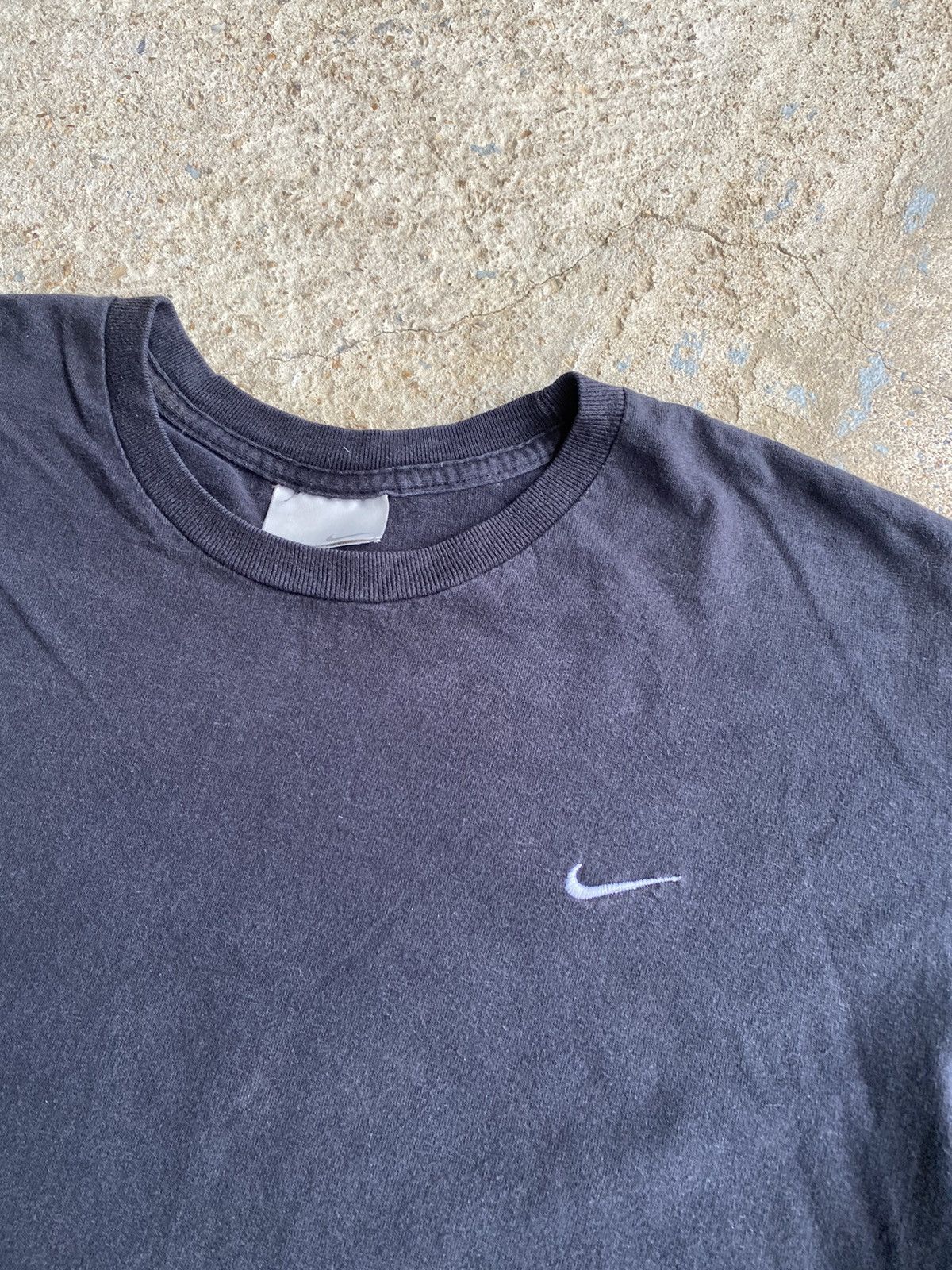 Nike × Vintage Vintage Y2K Nike Embroidered Swoosh Essential Shirt Size US M / EU 48-50 / 2 - 2 Thumbnail