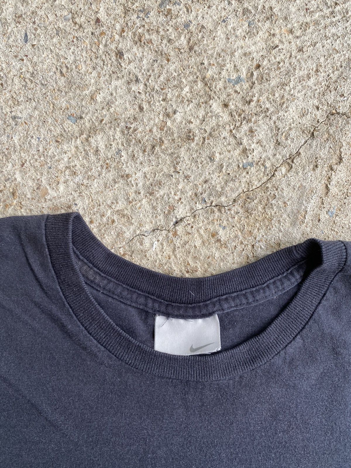 Nike × Vintage Vintage Y2K Nike Embroidered Swoosh Essential Shirt Size US M / EU 48-50 / 2 - 3 Thumbnail