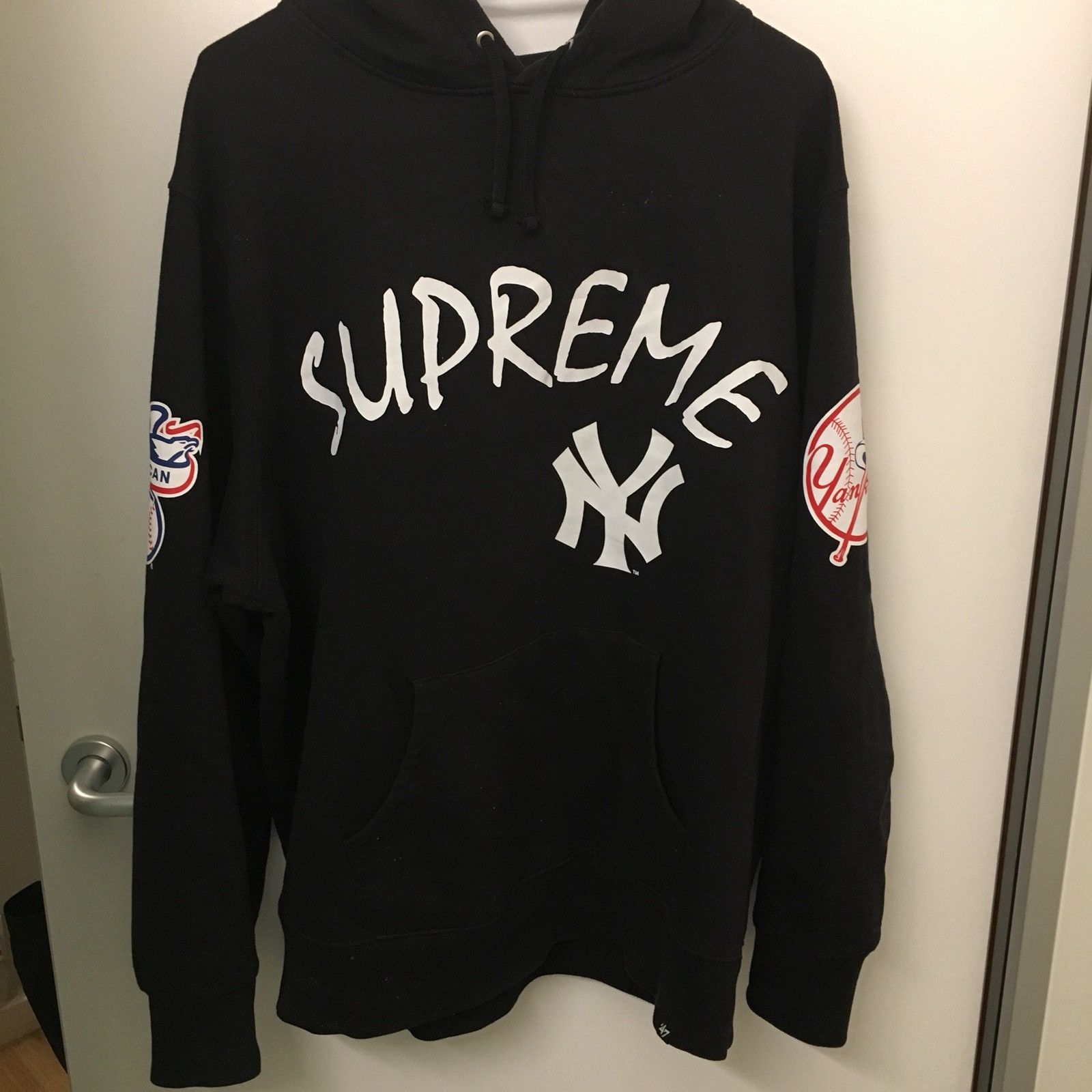 Supreme Supreme x NY Yankees Hoodie BLACK | Grailed