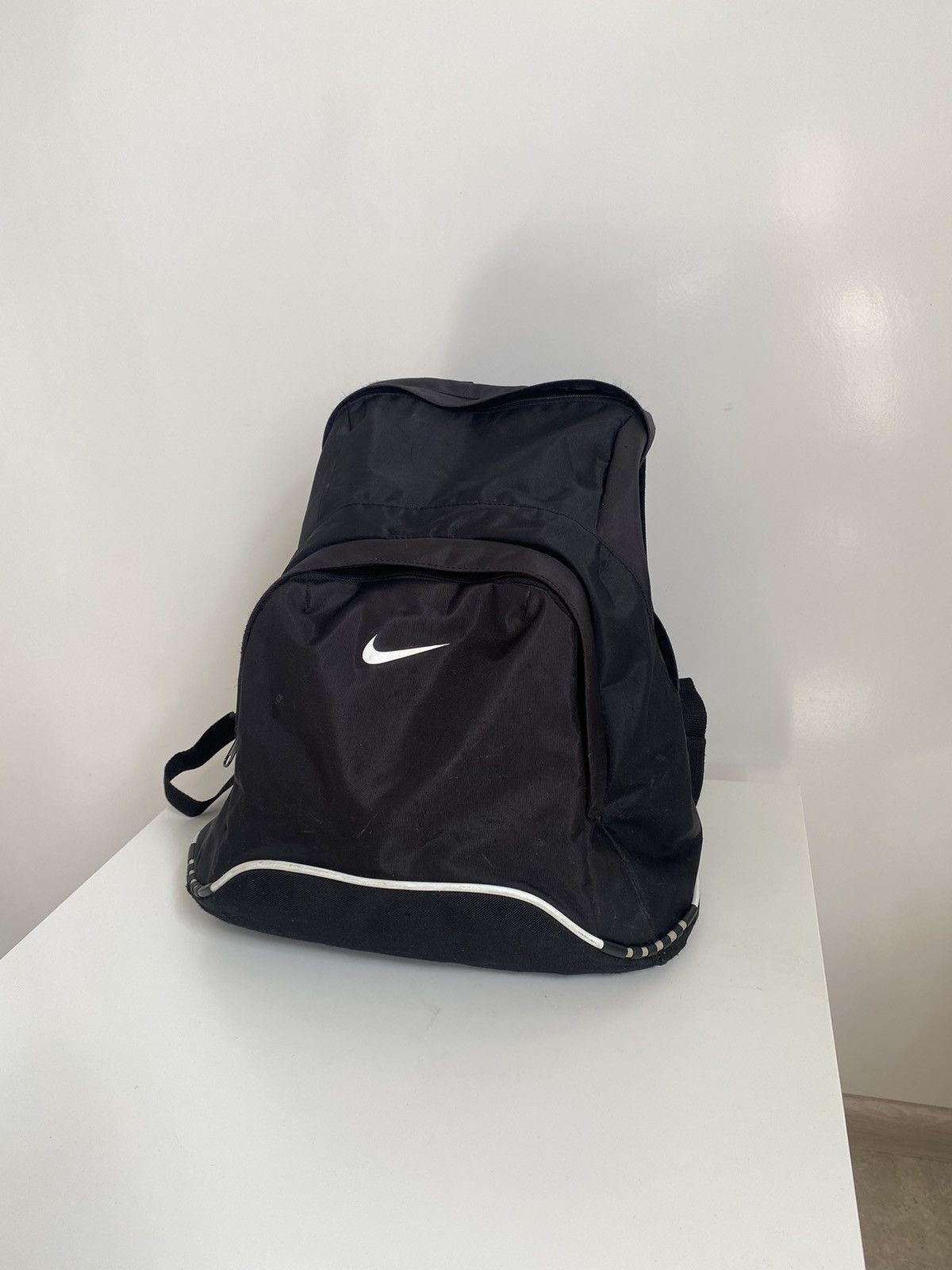 Nike × Vintage Vintage Nike bag pack Y2K Size ONE SIZE - 1 Thumbnail