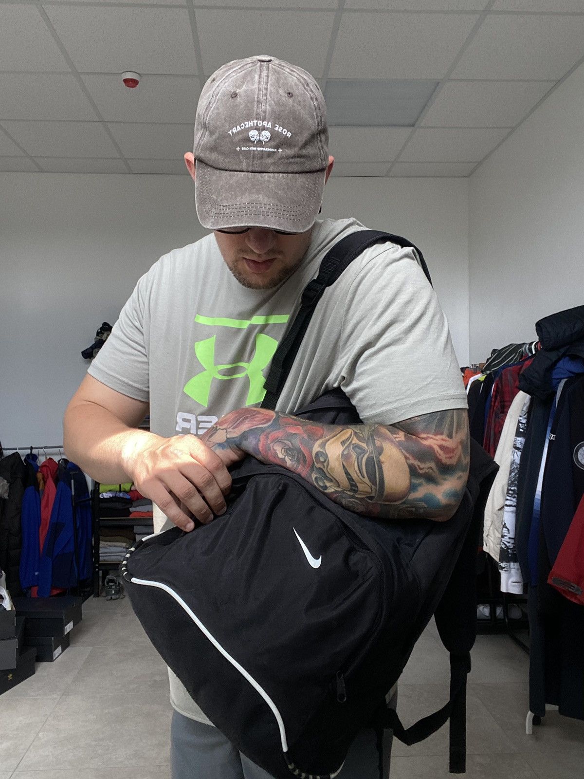 Nike × Vintage Vintage Nike bag pack Y2K Size ONE SIZE - 2 Thumbnail