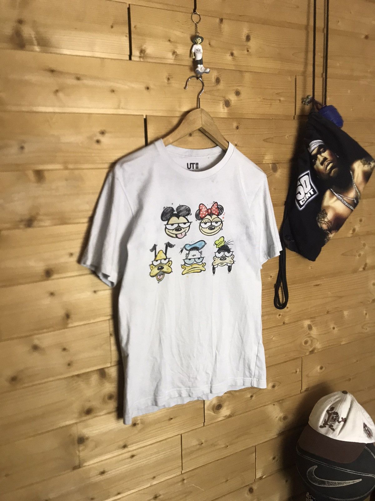 Uniqlo Kevin Lyon X Disney X Uniqlo t-shirt Size US S / EU 44-46 / 1 - 1 Thumbnail
