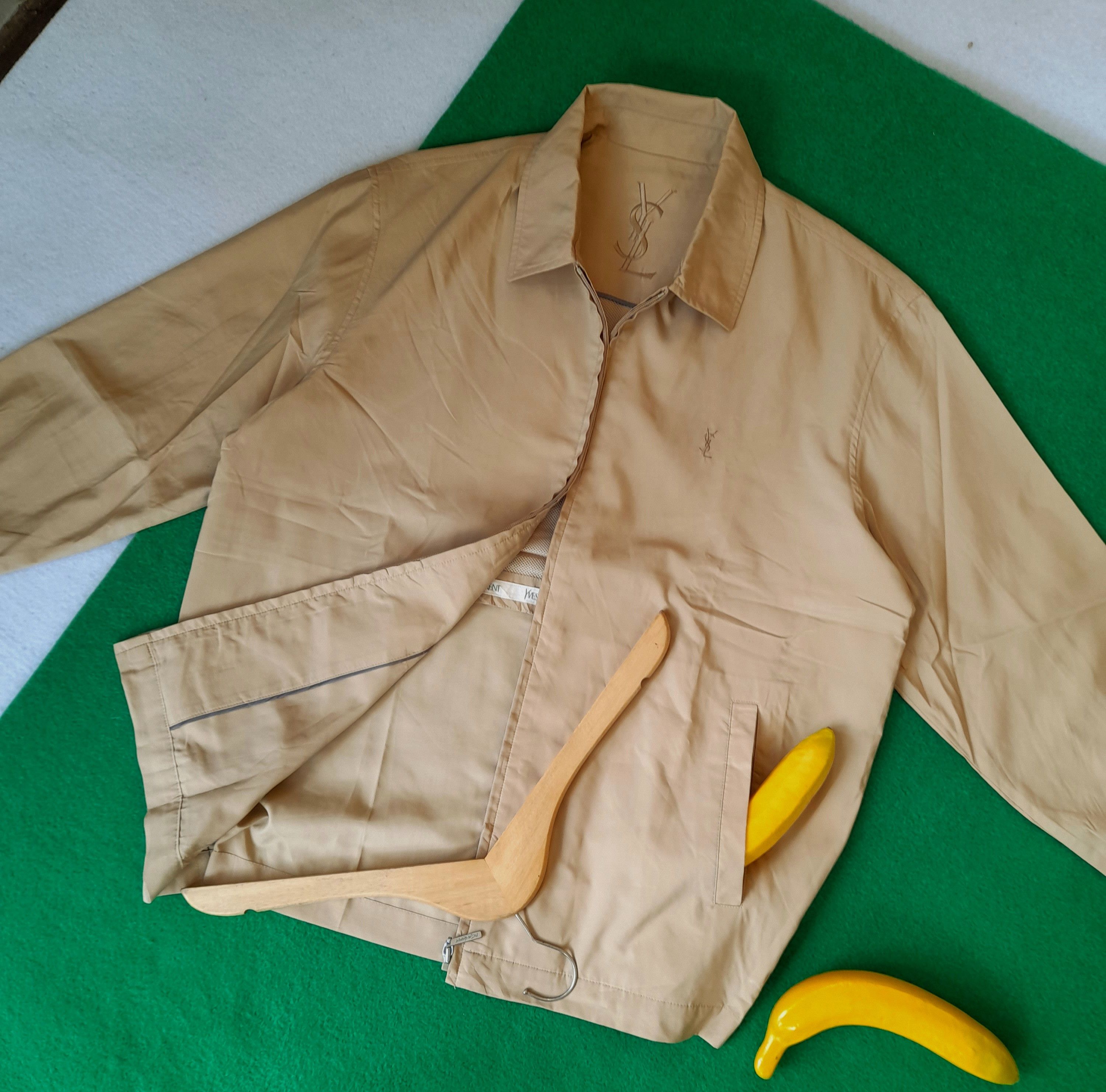 vintage-ysl-pour-homme-yves-saint-laurent-big-logo-yves-saint