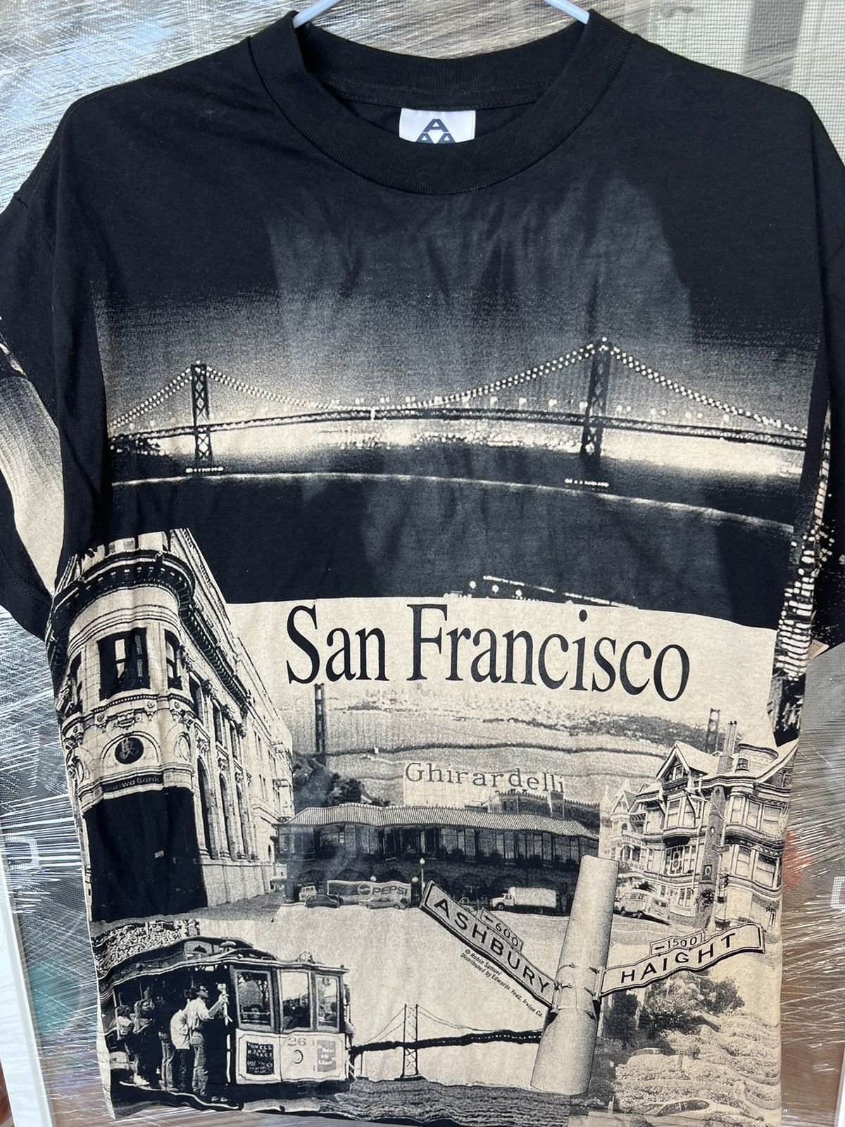Vintage Robin Samuel San Francisco Haight Ashbury All Over Print Tee Size US M / EU 48-50 / 2 - 2 Thumbnail