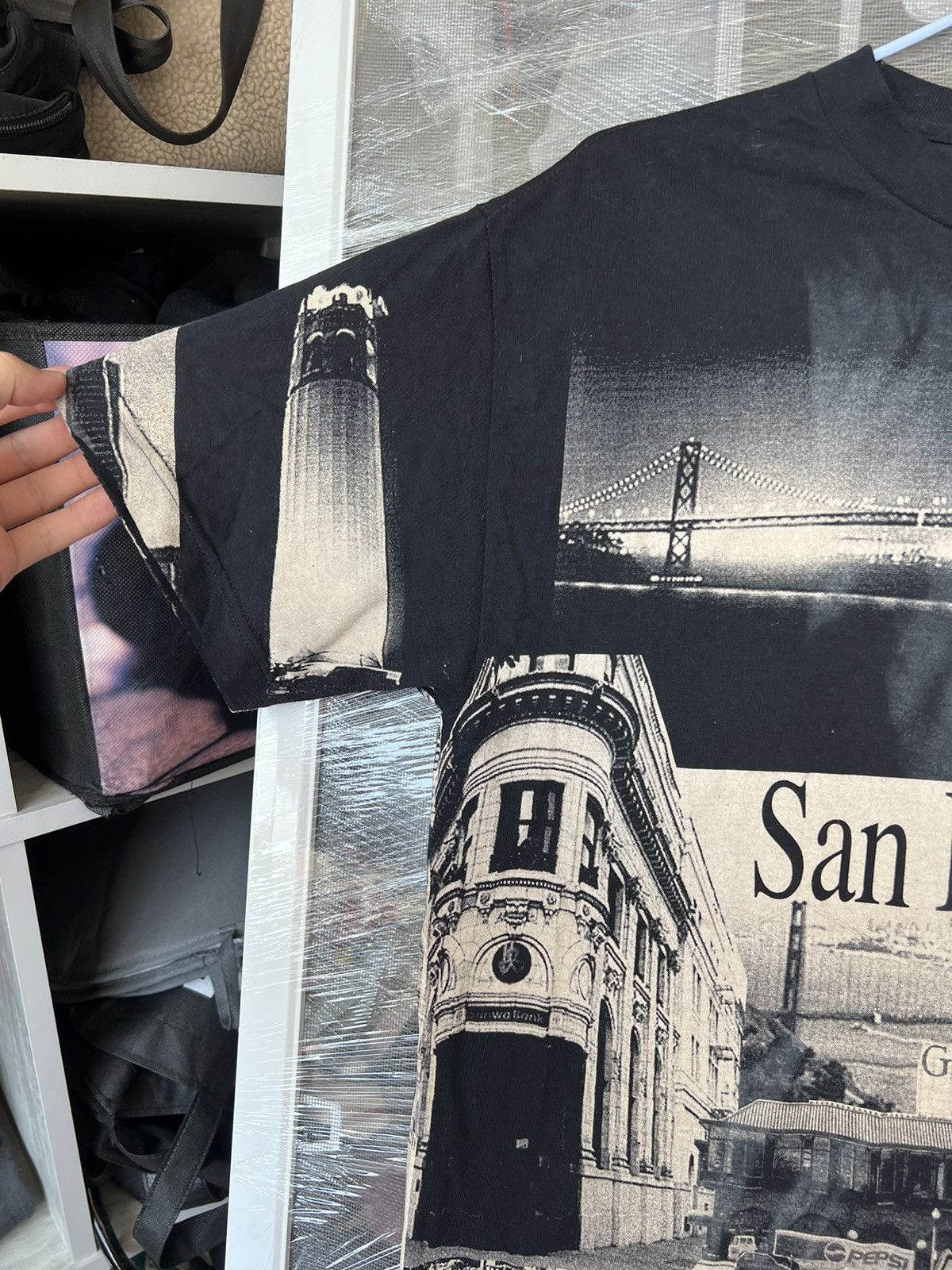 Vintage Robin Samuel San Francisco Haight Ashbury All Over Print Tee Size US M / EU 48-50 / 2 - 7 Thumbnail
