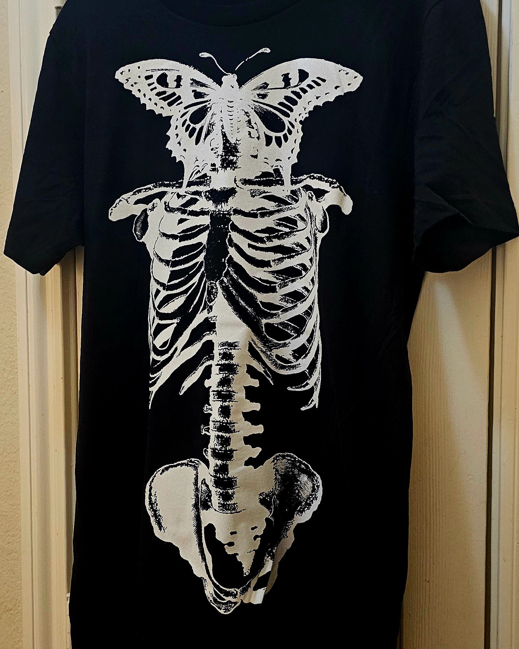 Playboi Carti XL Playboi Carti AWGE Butterfly Skeleton 2017 Tour Merch Tee Size US XL / EU 56 / 4 - 7 Thumbnail