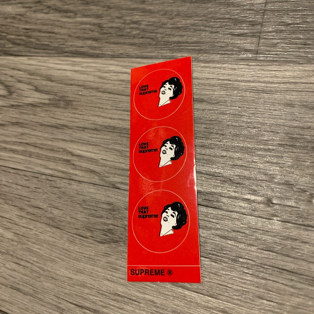 Supreme Mini Love That Sticker Size ONE SIZE - 1 Preview