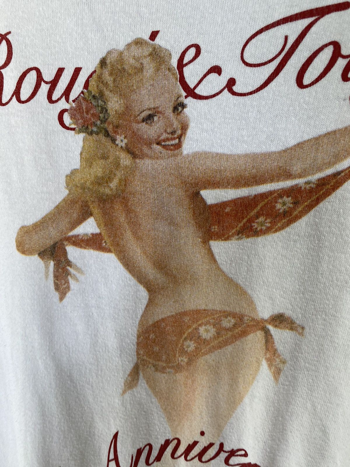 20471120 SS08 VICTIM 6th Anniversary pin up girl tee Size US L / EU 52-54 / 3 - 6 Thumbnail