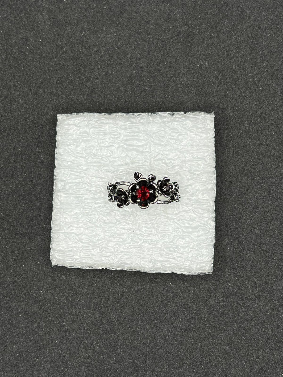 Jewelry x Vintage Red Cz Flower Tibetan Silver Ring - Size 8.5, Women's