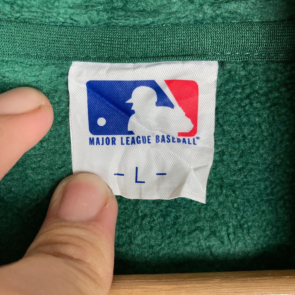 Uniqlo Vintage Major League Baseball Collaboration Uniqlo Quarter Size US L / EU 52-54 / 3 - 8 Thumbnail