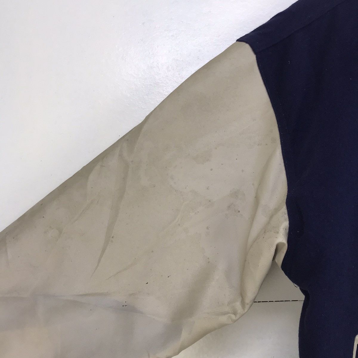 Japanese Brand Suntory Coffee Boss Synthetic Leather Sleeve Varsity Jacket Size US M / EU 48-50 / 2 - 6 Thumbnail
