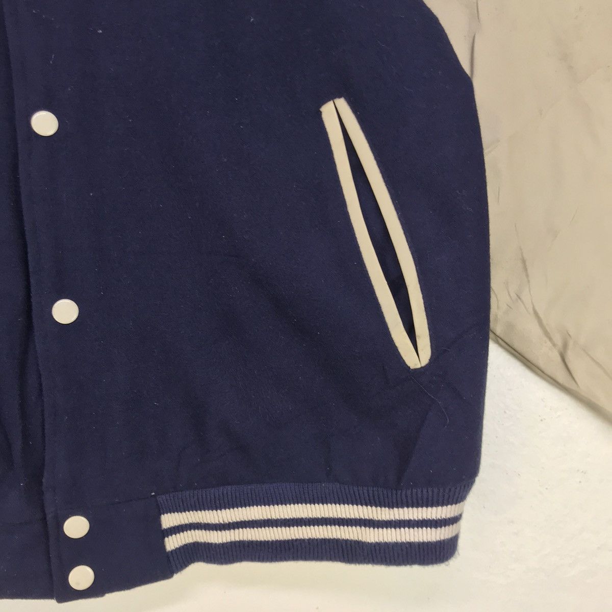 Japanese Brand Suntory Coffee Boss Synthetic Leather Sleeve Varsity Jacket Size US M / EU 48-50 / 2 - 12 Thumbnail