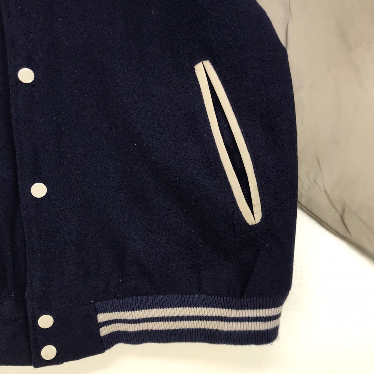 Japanese Brand Suntory Coffee Boss Synthetic Leather Sleeve Varsity Jacket Size US M / EU 48-50 / 2 - 11 Thumbnail