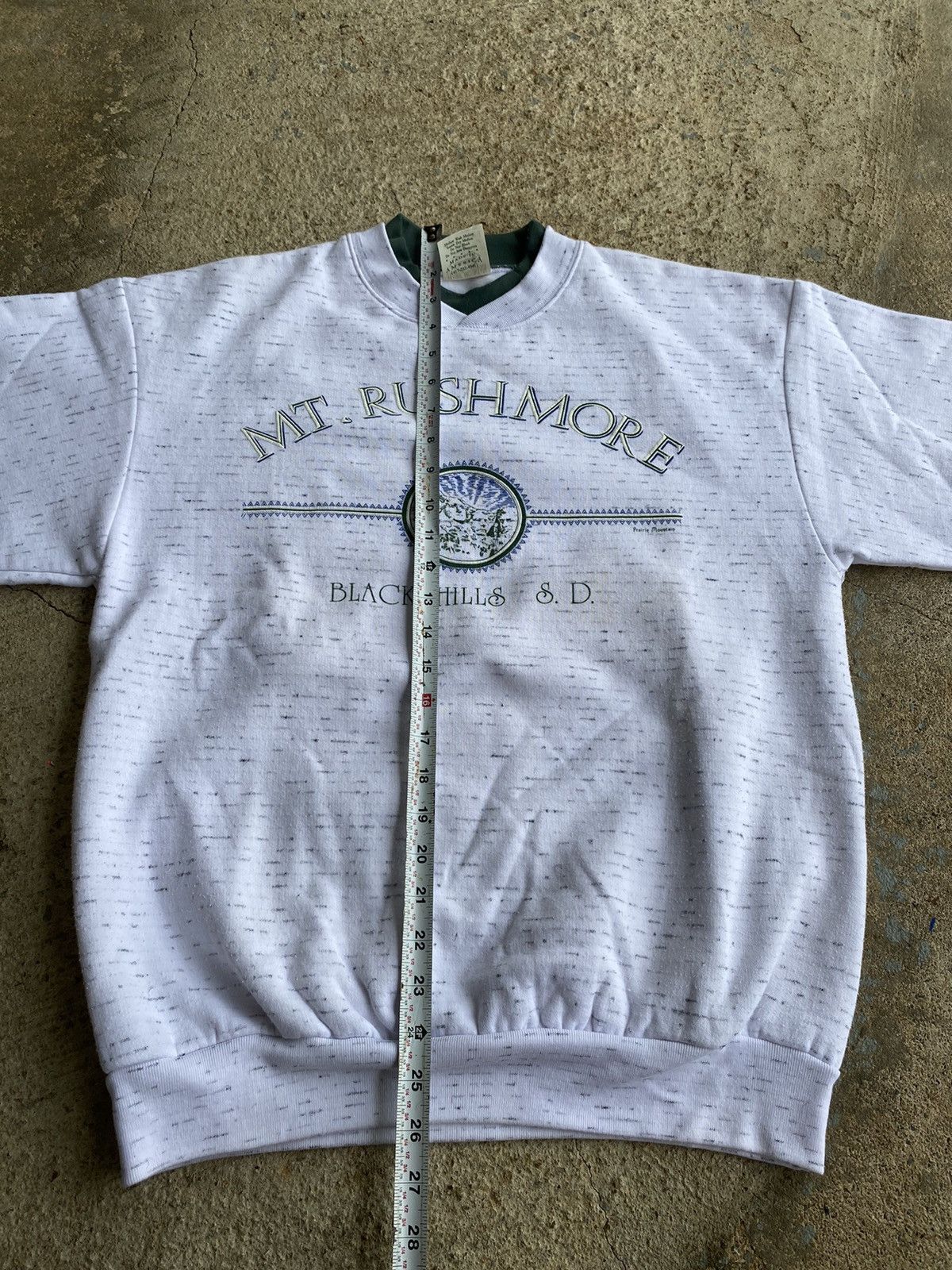 Japanese Brand × Vintage Vintage Crazy 90s Mount Rushmore Sweatshirt Size US M / EU 48-50 / 2 - 8 Thumbnail