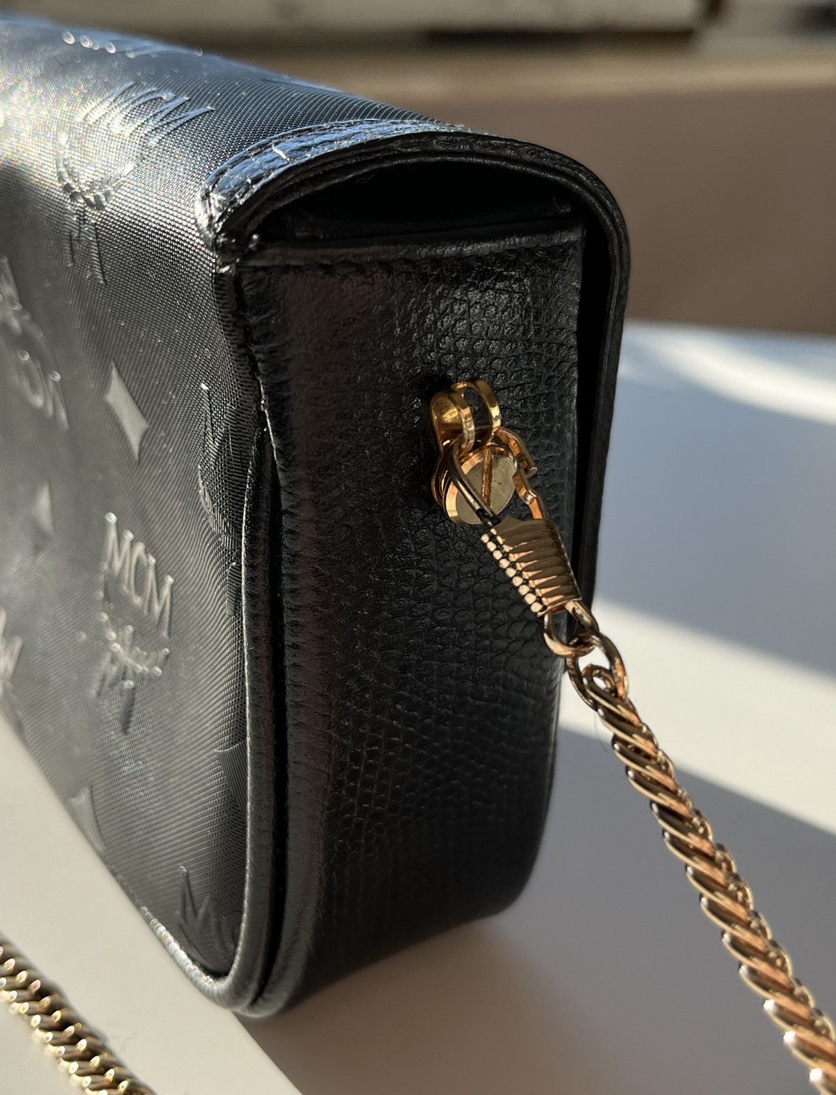 MCM ★0% TAX★ MCM MONOGRAM LEATHER COCKTAIL CROSSBODY CHAIN BAG Size ONE SIZE - 8 Thumbnail