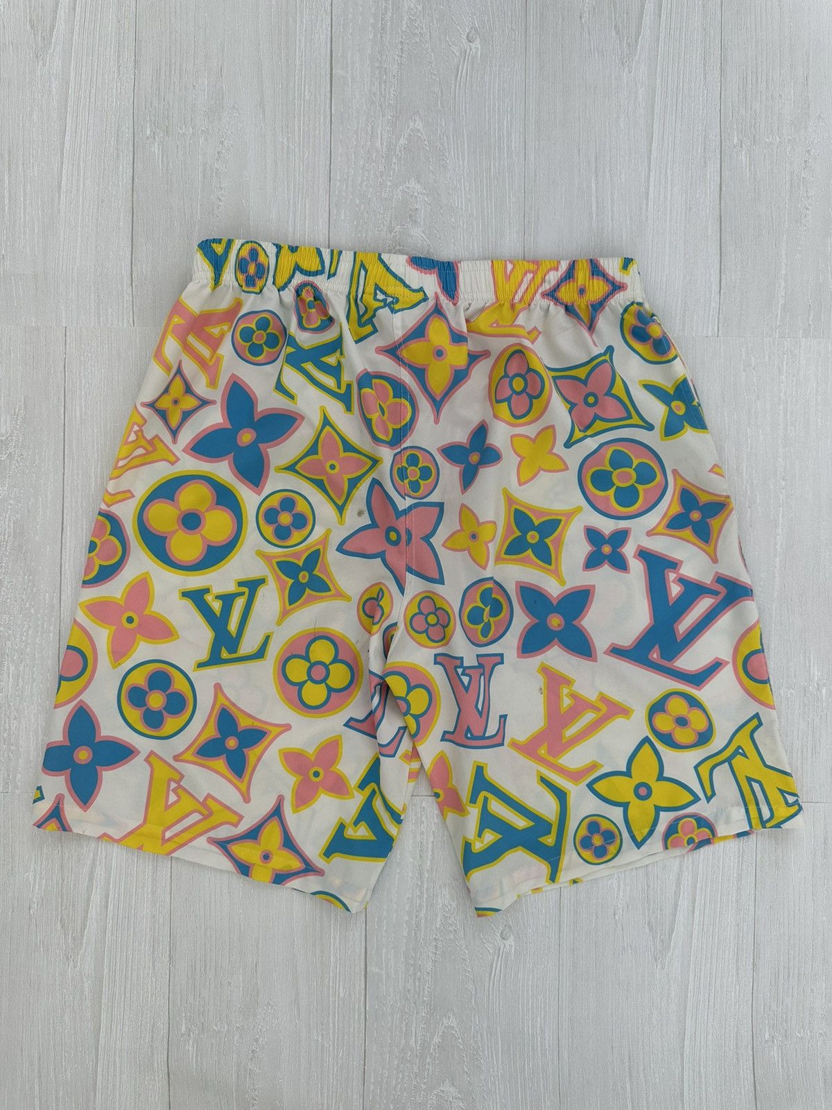 Imran Potato Imran Potato Multi Color Print Louis Vuitton Logo Shorts Size US 34 / EU 50 - 4 Thumbnail