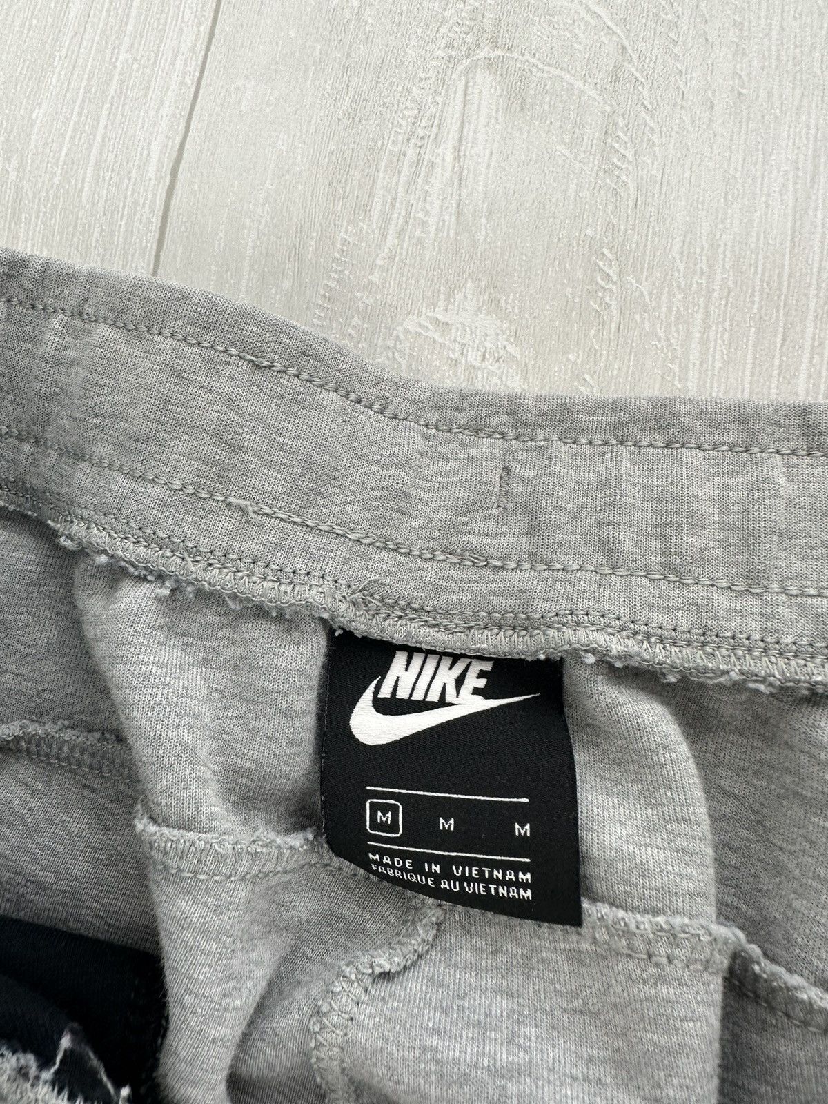 Nike Nike Grey Tech Fleece Joggers Sz. Medium Size US 32 / EU 48 - 4 Thumbnail