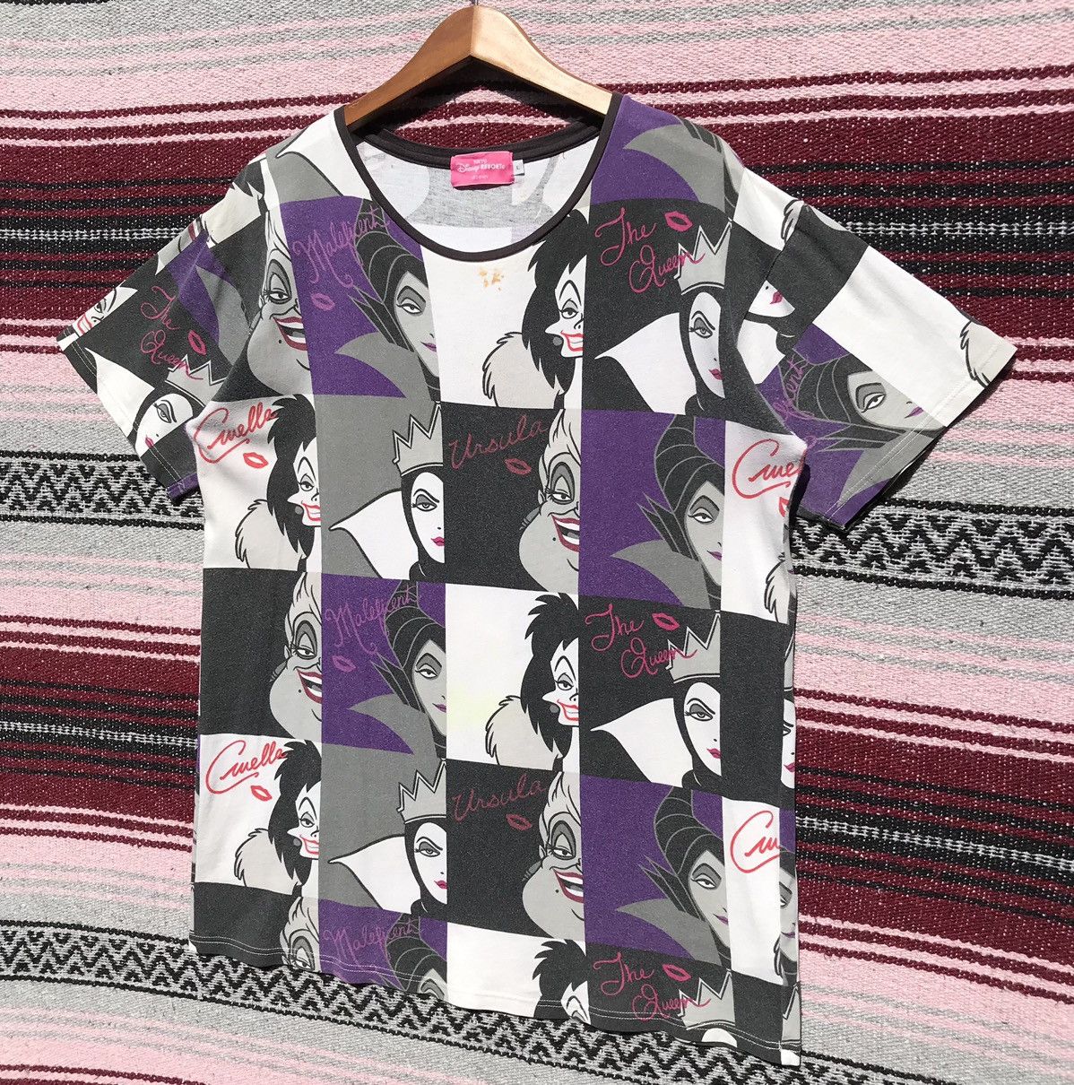 Disney × Vintage 💥Distressed💥Vintage Villains Disney Movie The little Mermaid Size US L / EU 52-54 / 3 - 3 Thumbnail