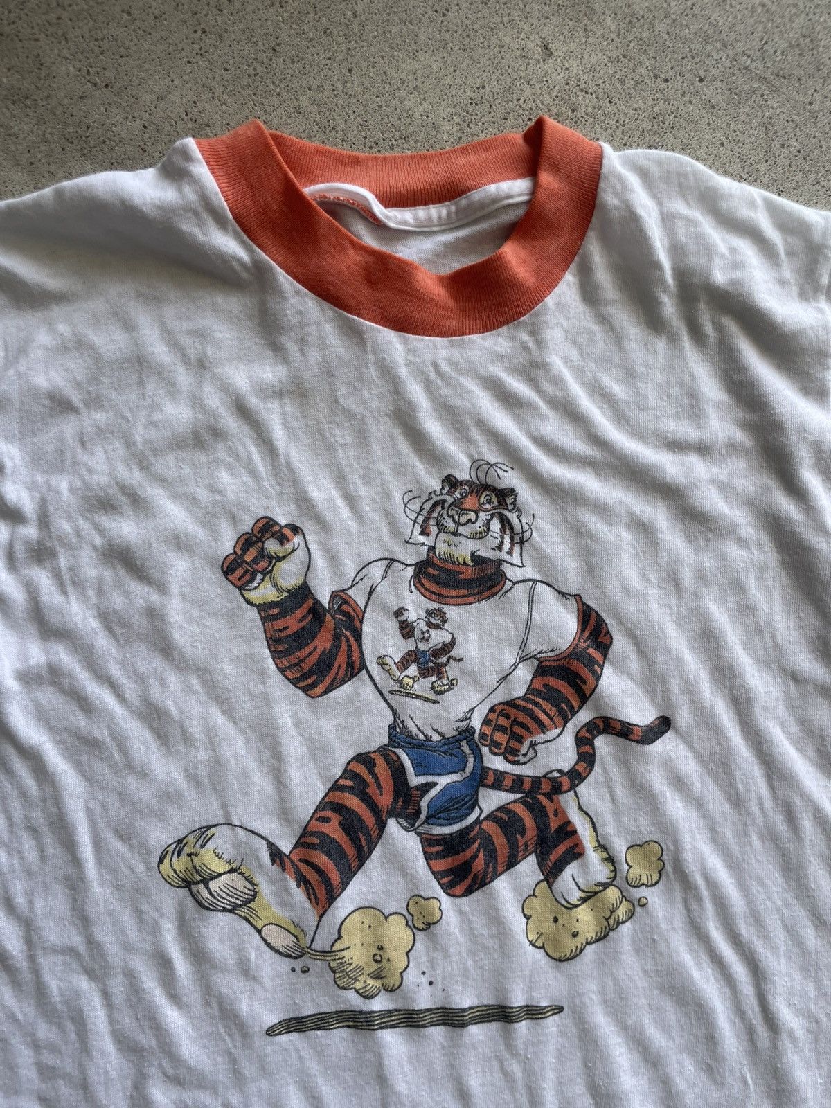 Vintage Vintage 70s Esso Jogging Tiger ringer t shirt | Grailed