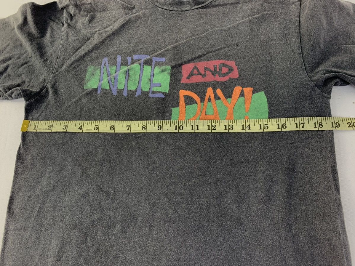 Vintage 90s Faded Nite And Day Humor Printed Tee Crewneck Style Size US M / EU 48-50 / 2 - 5 Thumbnail