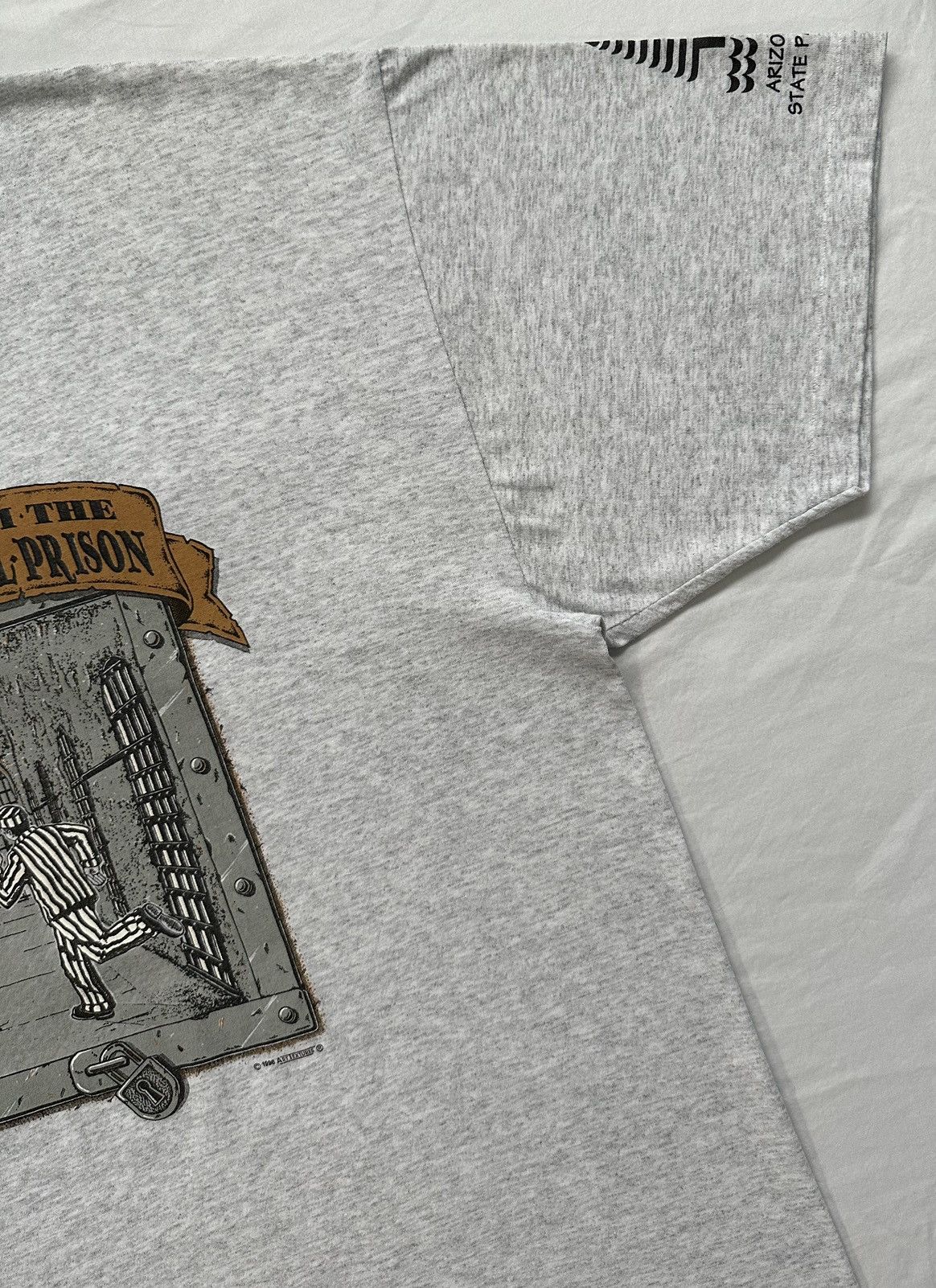 Vintage Vintage 90s Prison Escape Graphic T-Shirt Size US XL / EU 56 / 4 - 9 Thumbnail