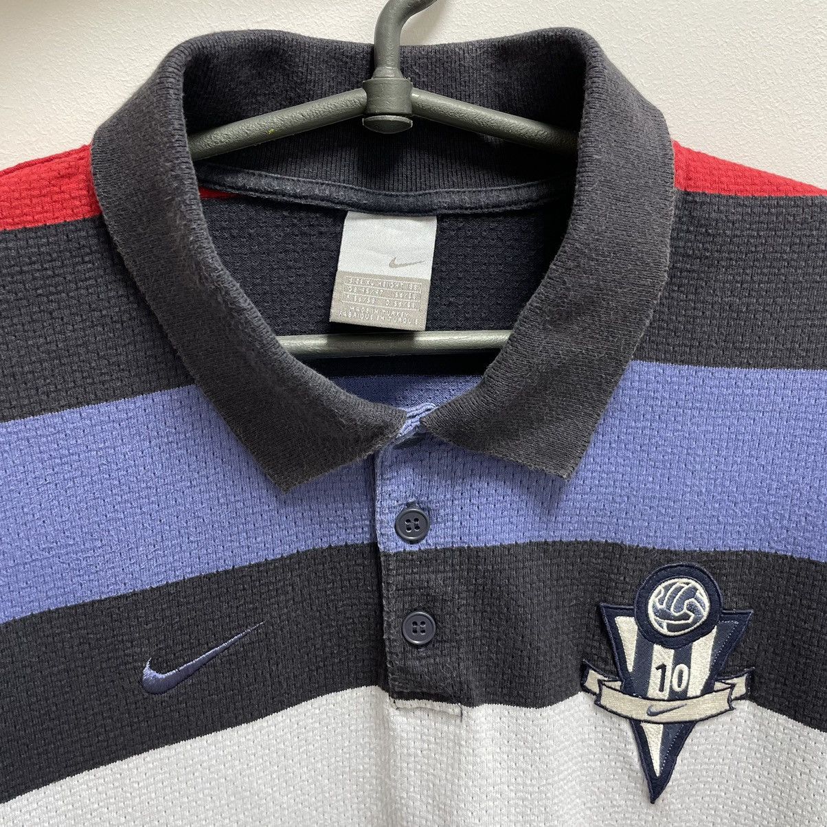 Nike Vintage Nike Football striped polo Size US XL / EU 56 / 4 - 7 Thumbnail