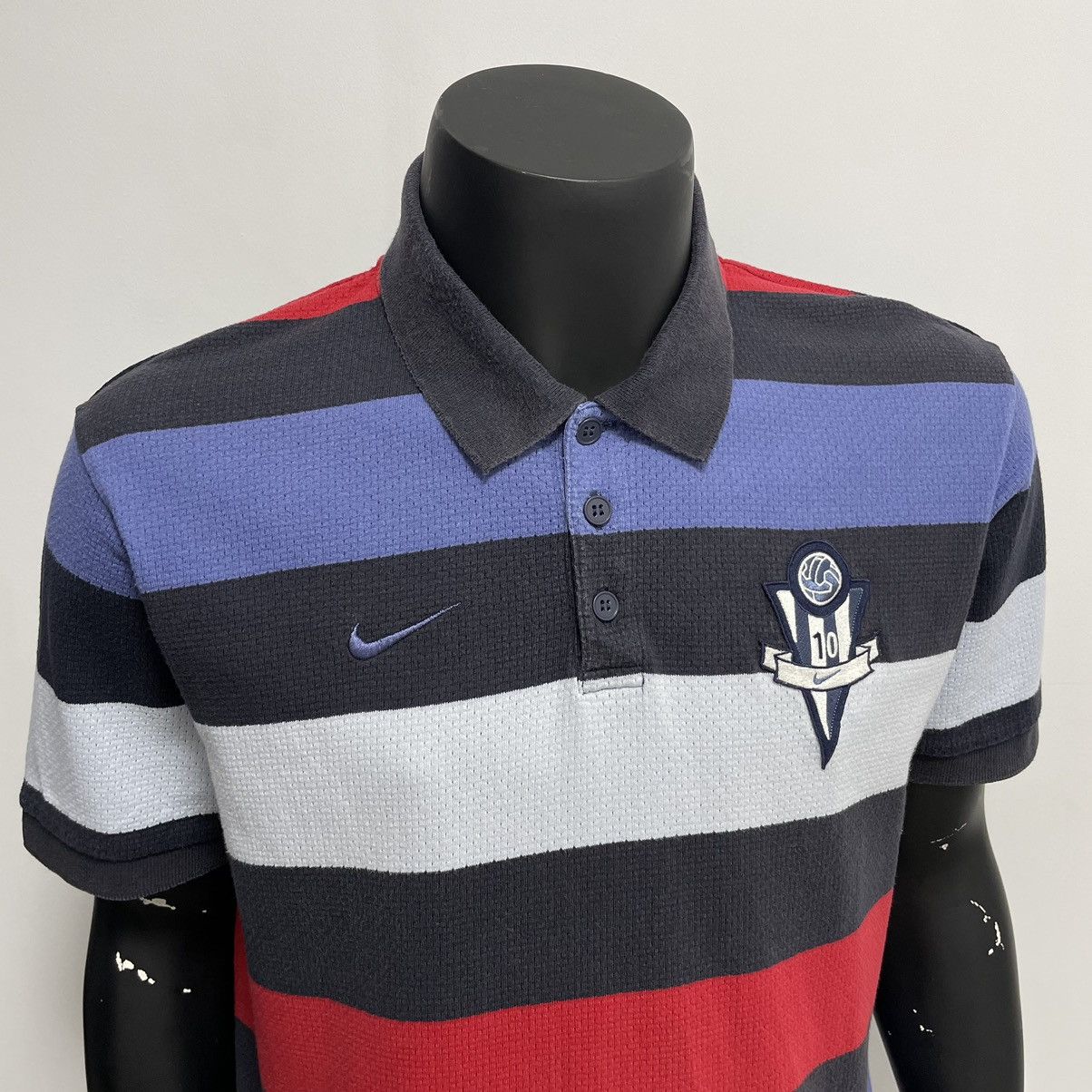 Nike Vintage Nike Football striped polo Size US XL / EU 56 / 4 - 3 Thumbnail