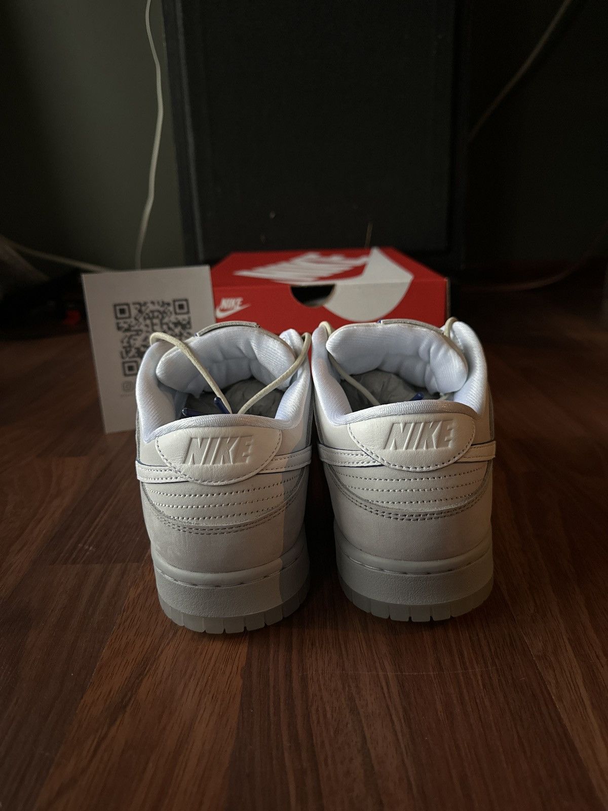 Nike Nike Dunk Low Wolf Grey Pure Platinum Size 11M DX3722-001 Size US 11 / EU 44 - 4 Thumbnail