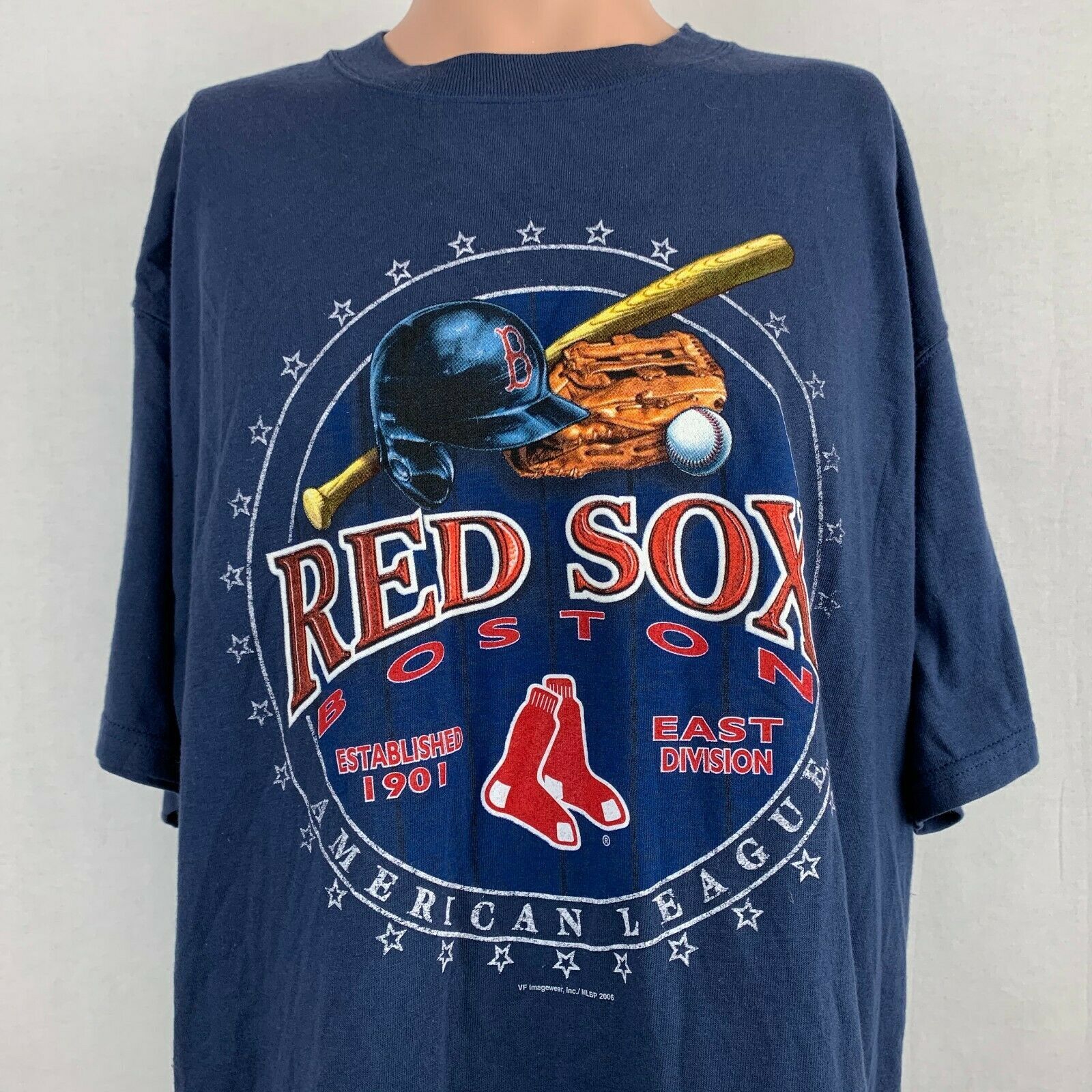 VF Imagewear BOSTON RED SOX Gray Graphic T-Shirt Men's Size