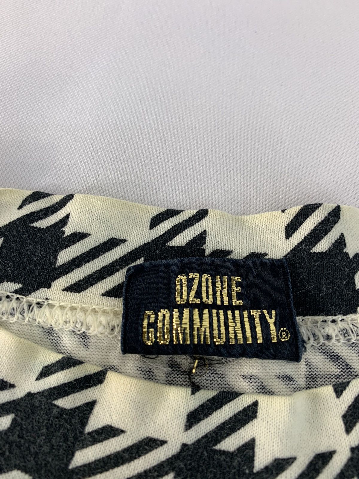 Japanese Brand Rare Hype Ozone Community Tokyo Checked Art Tee Size US M / EU 48-50 / 2 - 5 Thumbnail