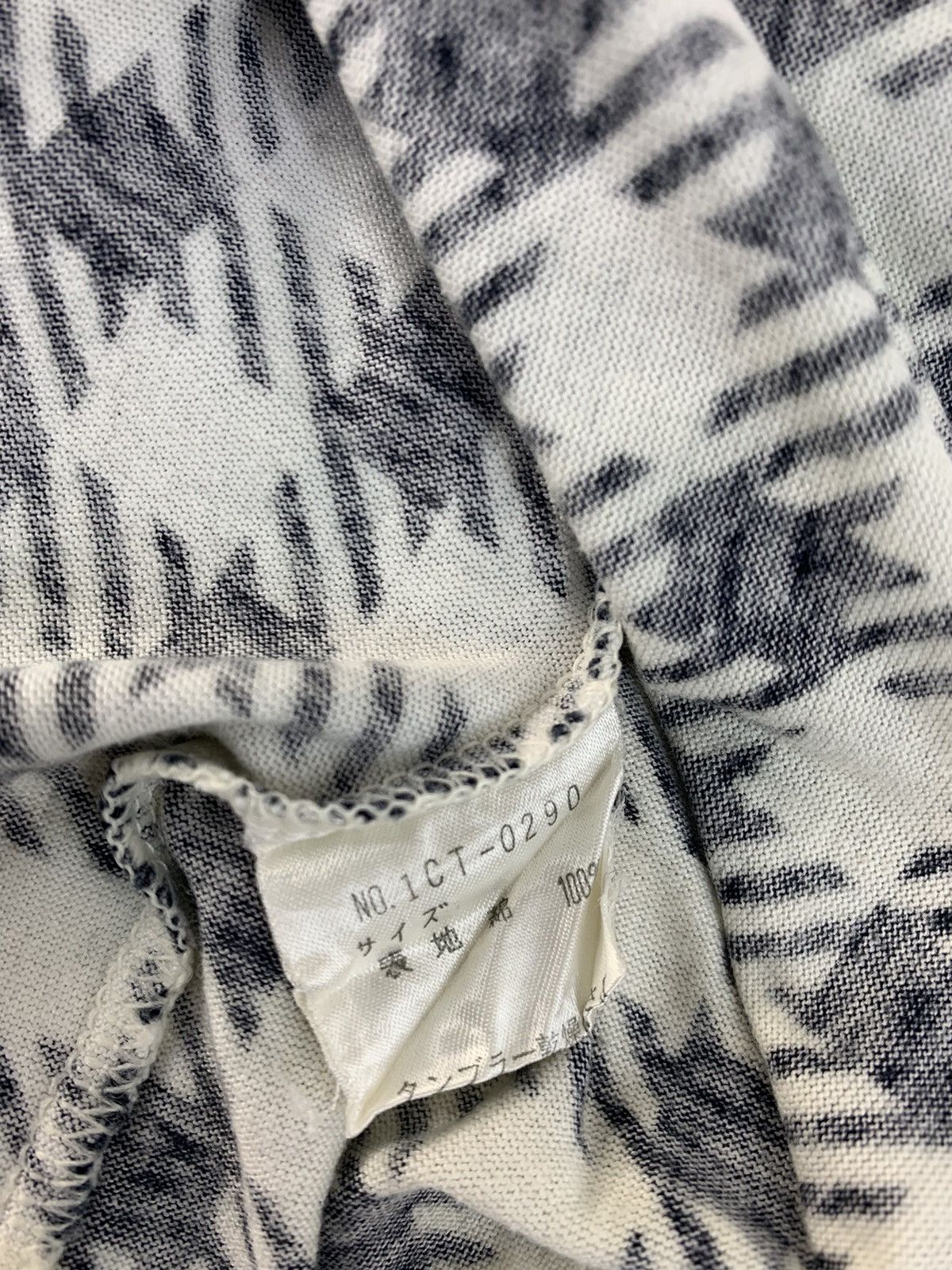 Japanese Brand Rare Hype Ozone Community Tokyo Checked Art Tee Size US M / EU 48-50 / 2 - 7 Thumbnail