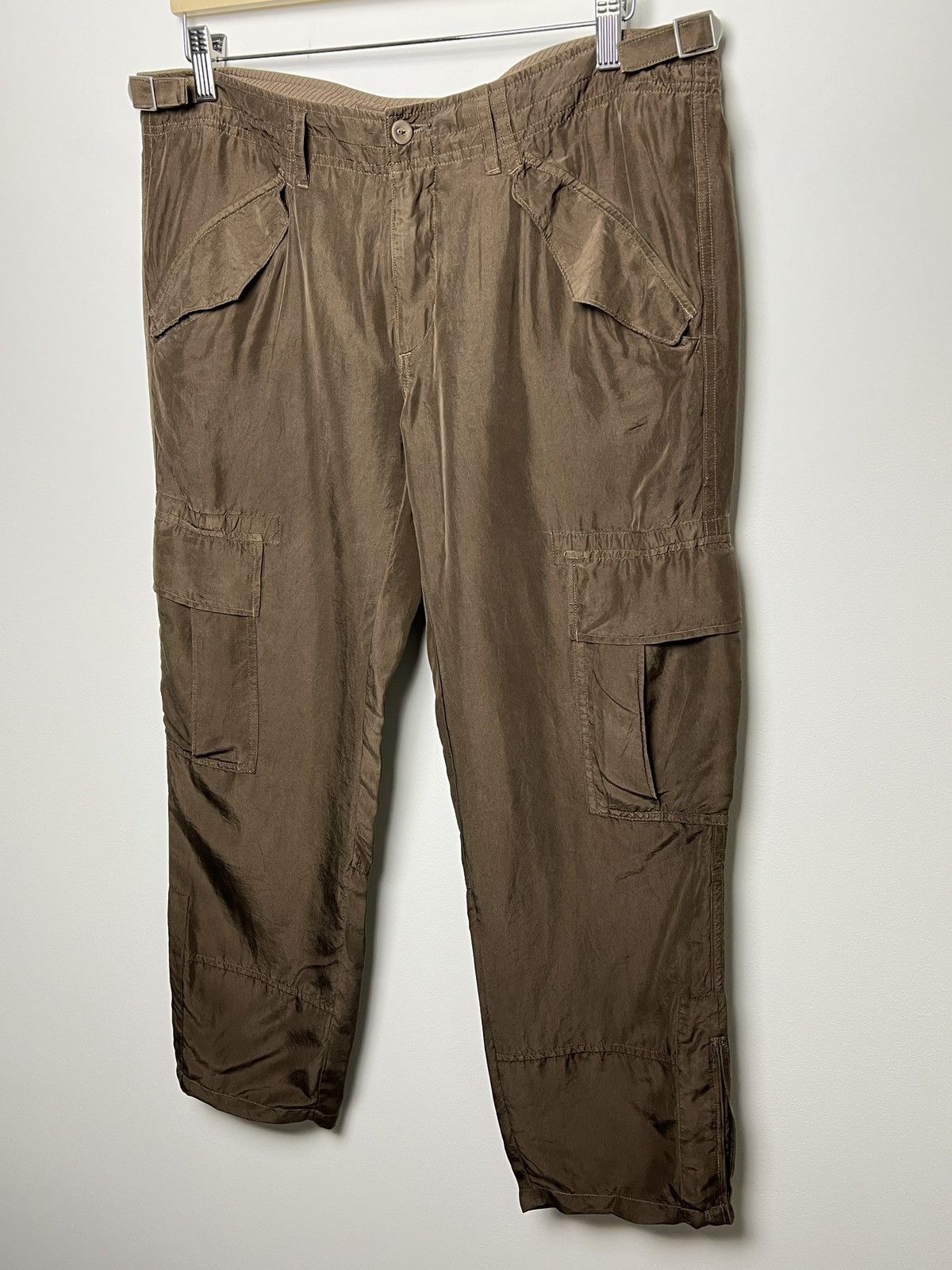 C.P. Company cp company silk cargo pants Size US 32 / EU 48 - 2 Thumbnail