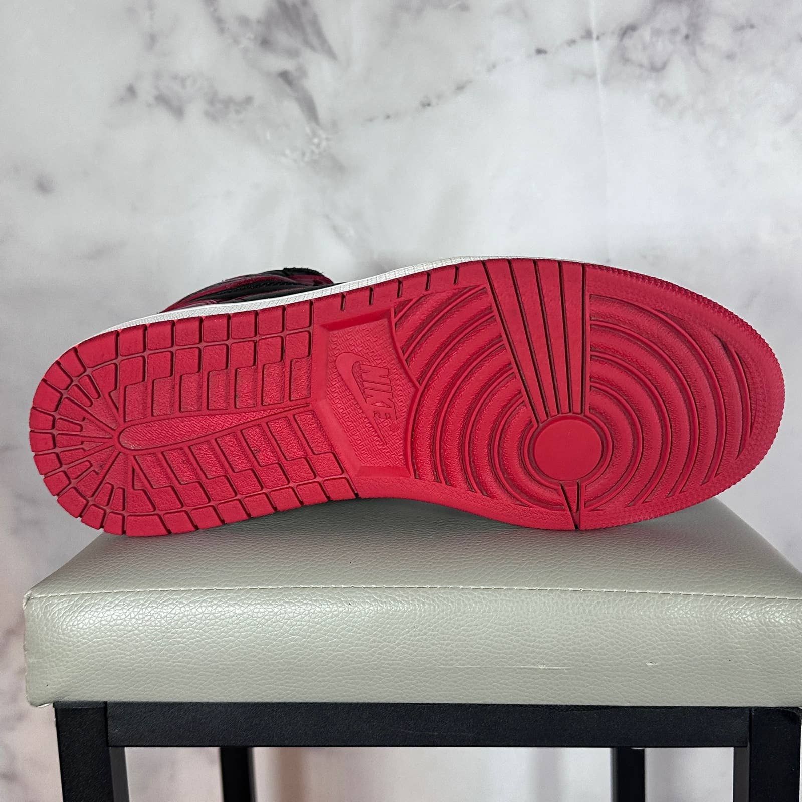 Jordan Brand Air Jordan 1 Retro High ‘Homage To Home’ Size US 10.5 / EU 43-44 - 13 Thumbnail