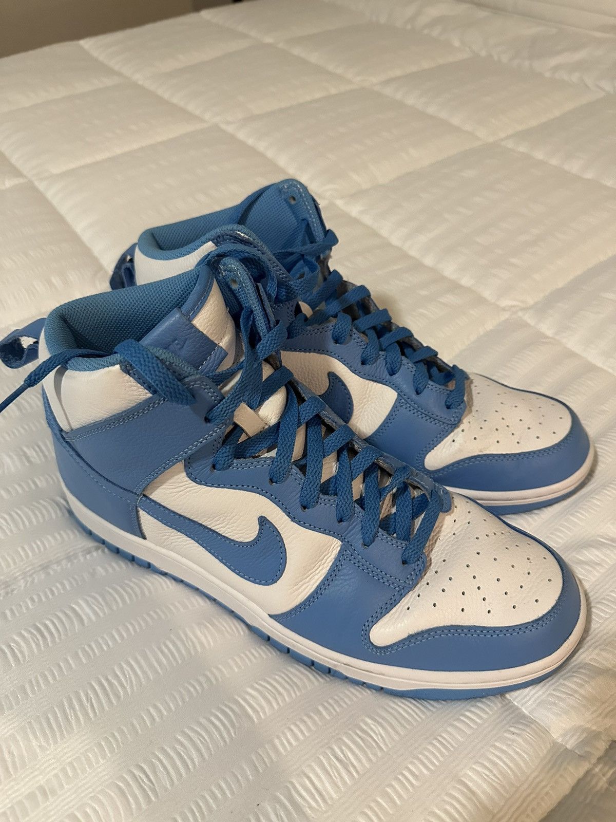 university blues nike