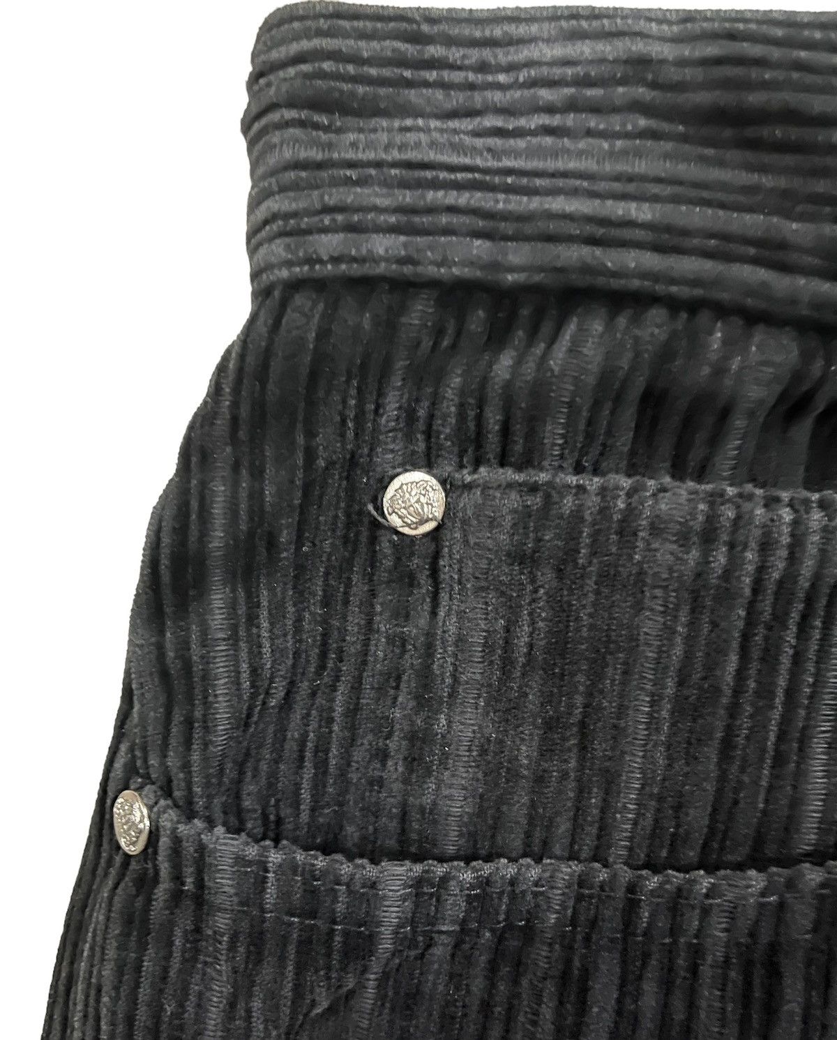 Versace Vintage classic Versace black baggy coduroy pant Size US 30 / EU 46 - 5 Thumbnail