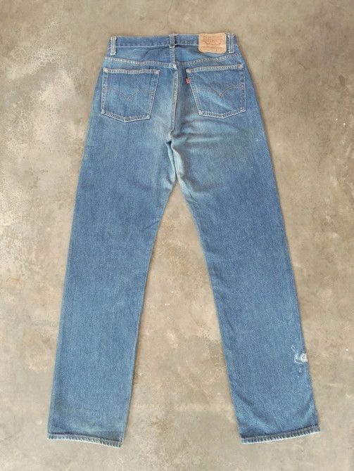 Levi's × Vintage 80s Vintage Levis 501 xx Made In USA Distressed Jeans 29x33 Size US 29 - 2 Thumbnail