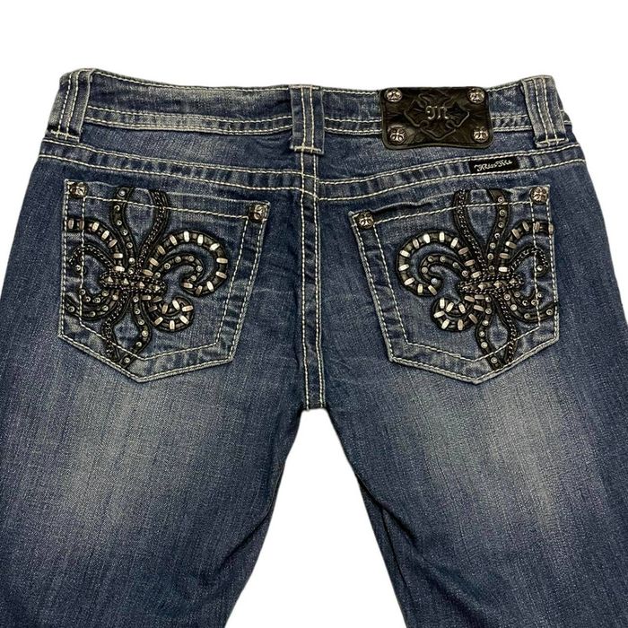 Jeans Miss Me Taille 28x29 - Coupe Skinny, Motif Brodé Sur Le Yokes, Délavage Moyen, Neuf Avec étiquettes