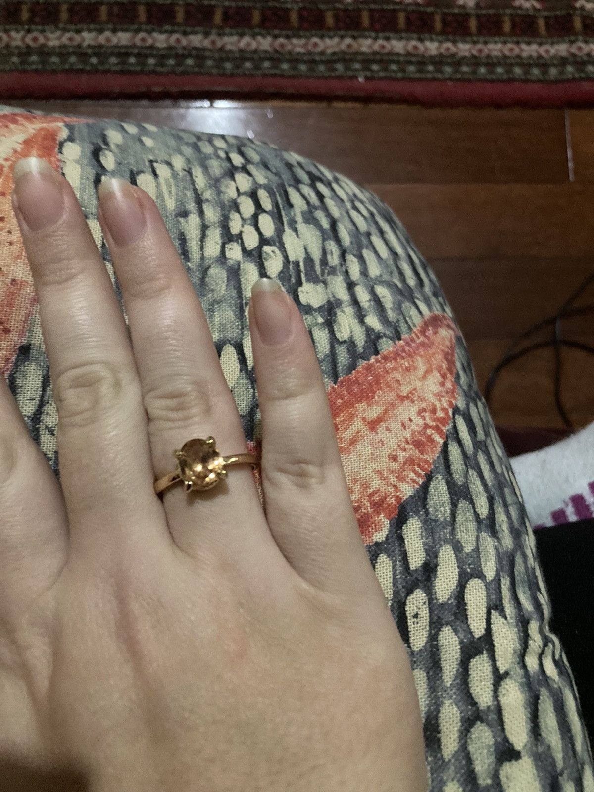 Jewelry Gold plated and peach jewelled ring Size ONE SIZE - 1 Thumbnail