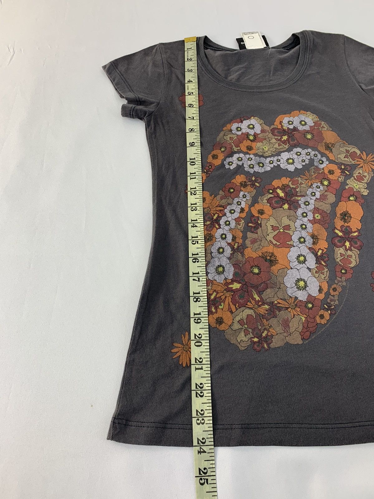 Junk Food Hype The Rolling Stone X Junk Food Big Tongue Floral Logo Size XS / US 0-2 / IT 36-38 - 10 Thumbnail
