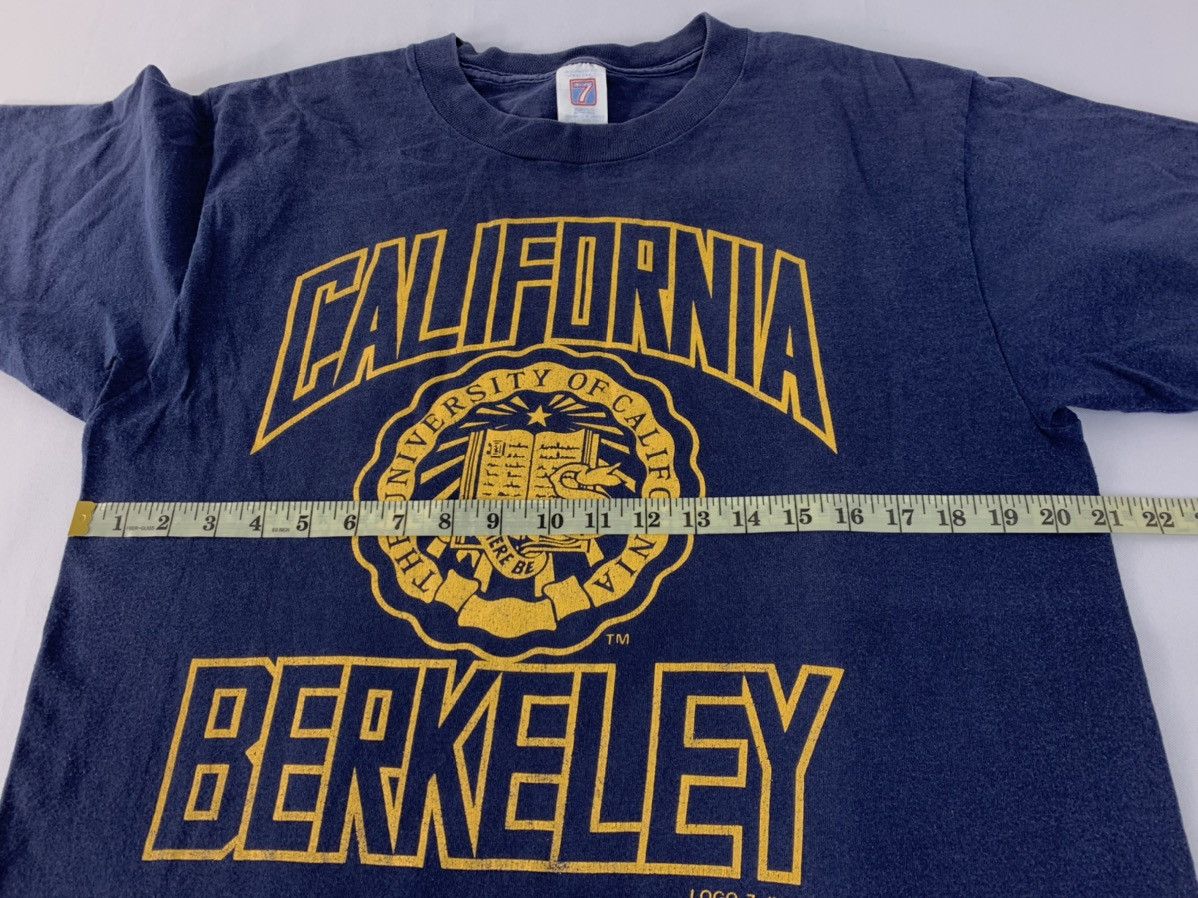Logo 7 90s UCLA California Berkeley Big Logo Spell Out Tee Size US L / EU 52-54 / 3 - 8 Thumbnail