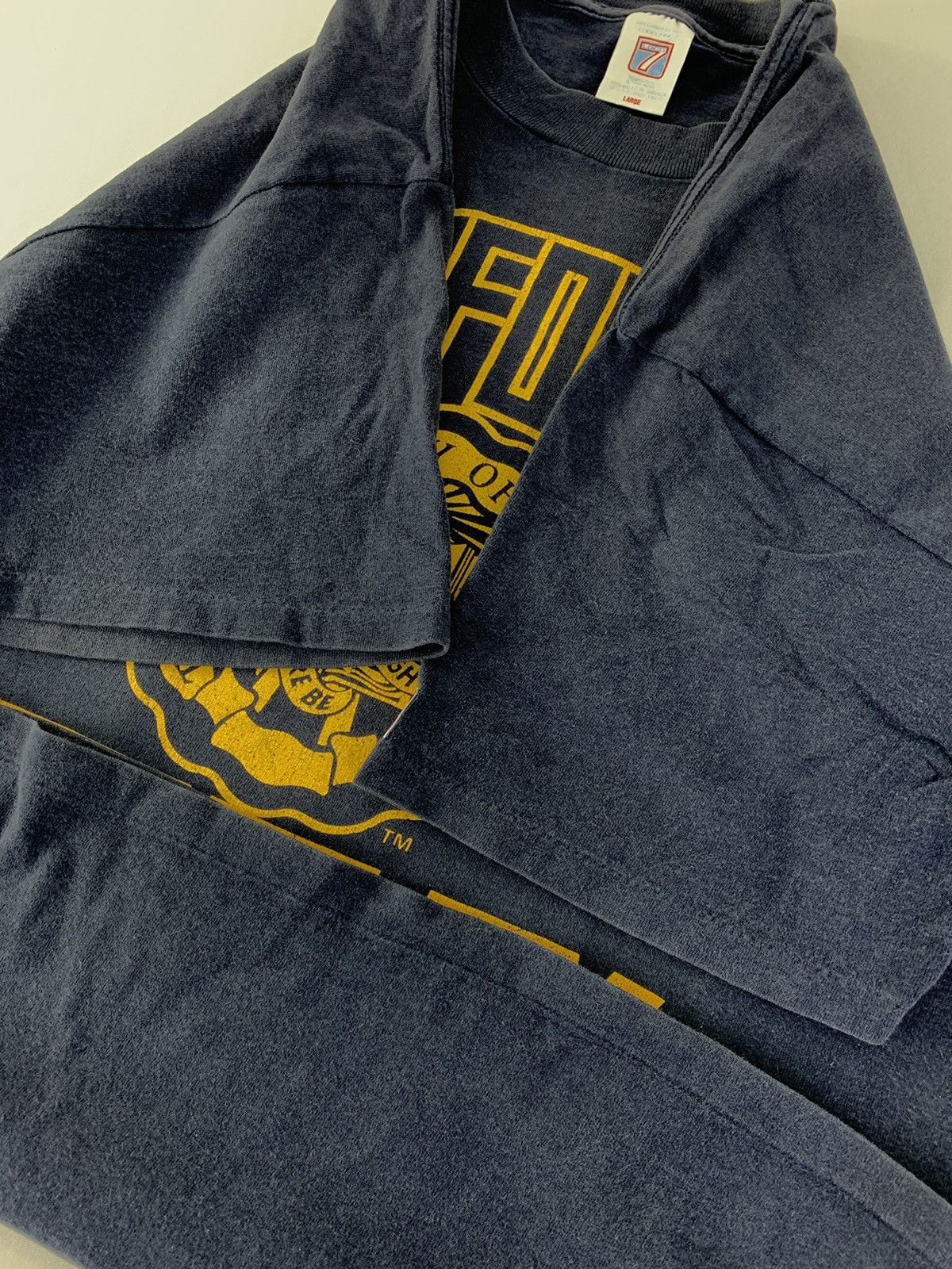 Logo 7 90s UCLA California Berkeley Big Logo Spell Out Tee Size US L / EU 52-54 / 3 - 10 Thumbnail